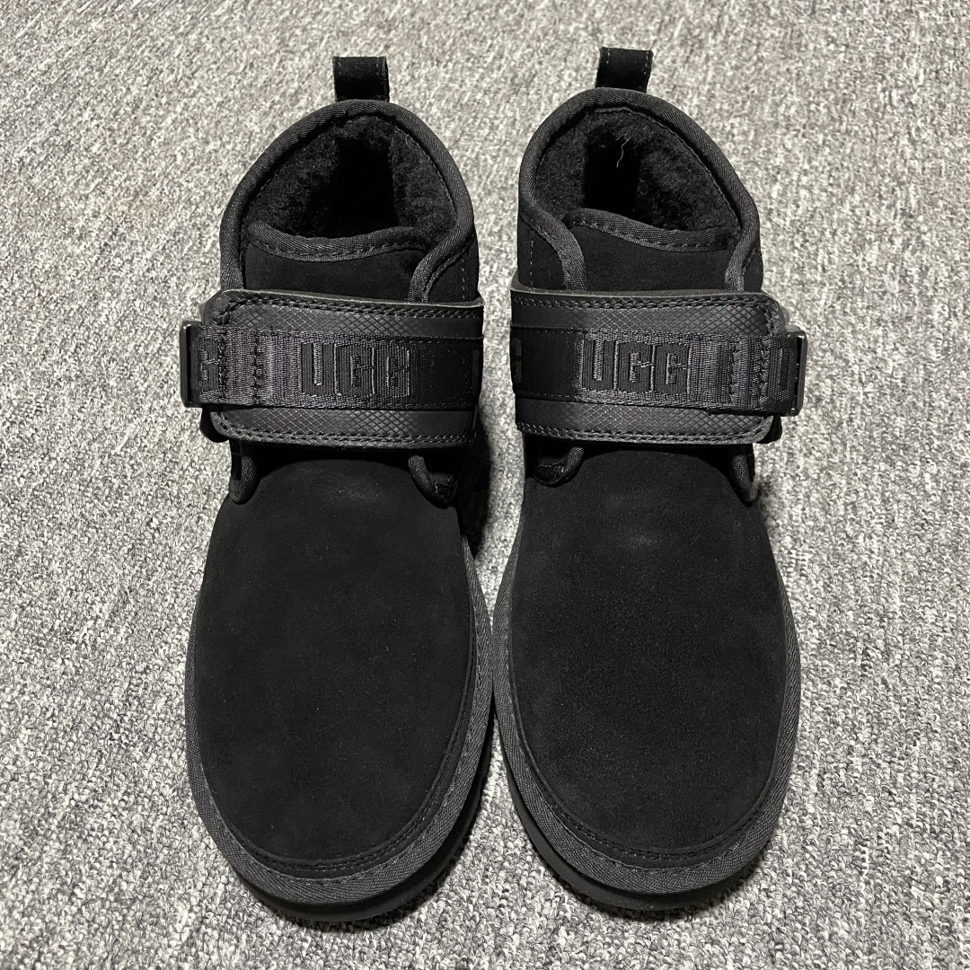 平台外贸专供 UGG Neumel Snapback 男士雪地靴 1118570 外贸平台充Z 高端零售专供品质 十年品牌制鞋代工厂生产线出品 注重每一处细节 隆丰A级真羊皮毛一体 完全遵循ZP工艺流程打造 尺码：39 40 41 42 43 44-选品中心