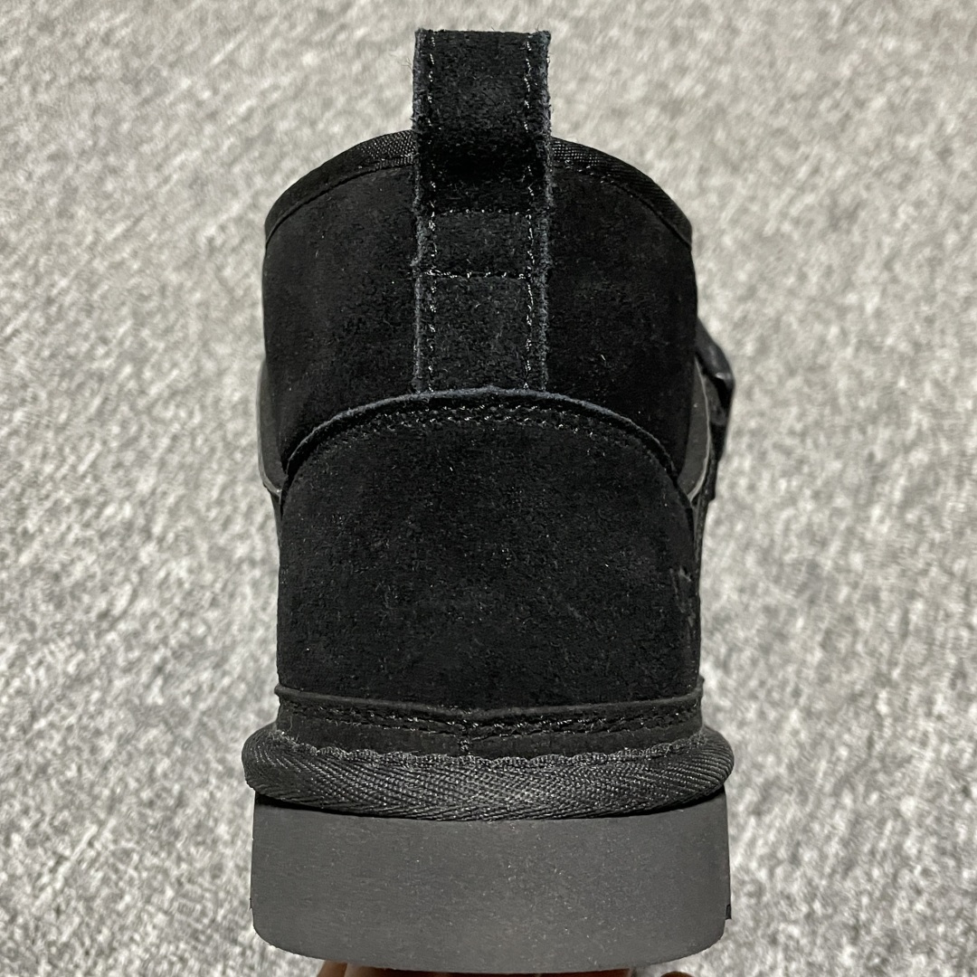 图片[9]-平台外贸专供 UGG Neumel Snapback 男士雪地靴 1118570 外贸平台充Z 高端零售专供品质 十年品牌制鞋代工厂生产线出品 注重每一处细节 隆丰A级真羊皮毛一体 完全遵循ZP工艺流程打造 尺码：39 40 41 42 43 44-选品中心