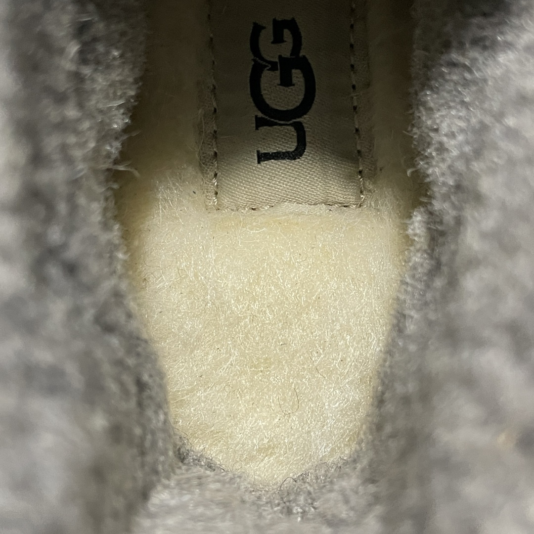 图片[9]-平台外贸专供 UGG Neumel Snapback 男士雪地靴 1118570 外贸平台充Z 高端零售专供品质 十年品牌制鞋代工厂生产线出品 注重每一处细节 隆丰A级真羊皮毛一体 完全遵循ZP工艺流程打造 尺码：39 40 41 42 43 44-选品中心