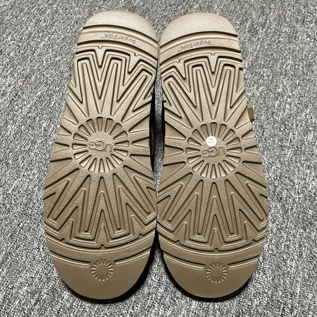 图片[3]-平台外贸专供 UGG Neumel Snapback 男士雪地靴 1118570 外贸平台充Z 高端零售专供品质 十年品牌制鞋代工厂生产线出品 注重每一处细节 隆丰A级真羊皮毛一体 完全遵循ZP工艺流程打造 尺码：39 40 41 42 43 44-选品中心