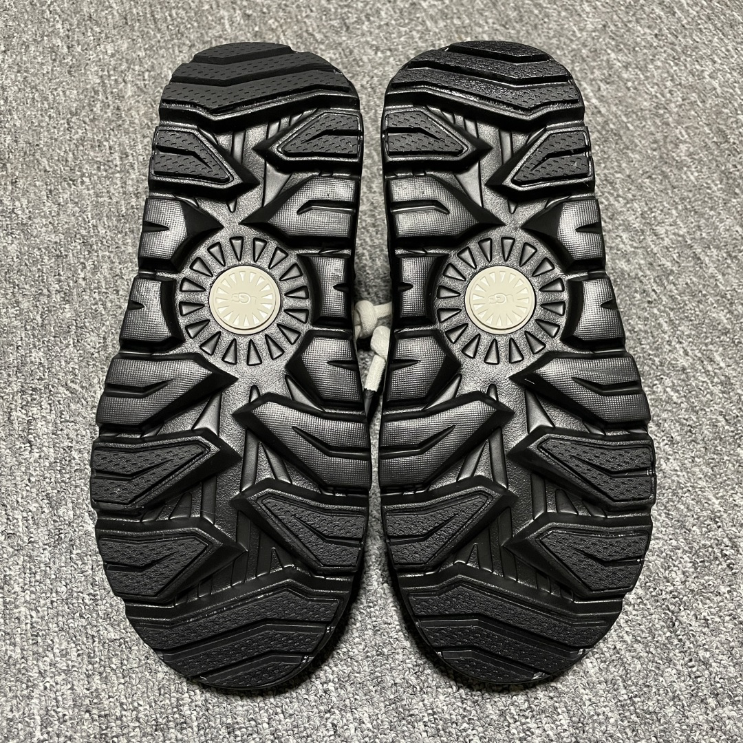 图片[3]-女 男平台外贸专供 UGG Heritage 中性雪地靴 面包鞋 1170910 外贸平台充Z 高端零售专供品质 十年品牌制鞋代工厂生产线出品 注重每一处细节 隆丰A级真羊皮毛一体 完全遵循ZP工艺流程打造 尺码：35 36 37 38 39 40 41 42 43 44 45-选品中心