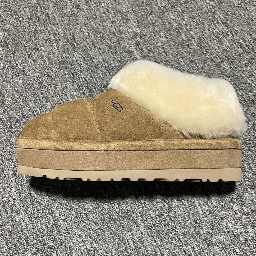 图片[2]-网红爆款 平台外贸专供 UGG 厚底雪地靴面包鞋 1146390 外贸平台充Z 高端零售专供品质 十年品牌制鞋代工厂生产线出品 注重每一处细节 隆丰A级真羊皮毛一体 完全遵循ZP工艺流程打造 尺码：35 36 37 38 39 40-选品中心