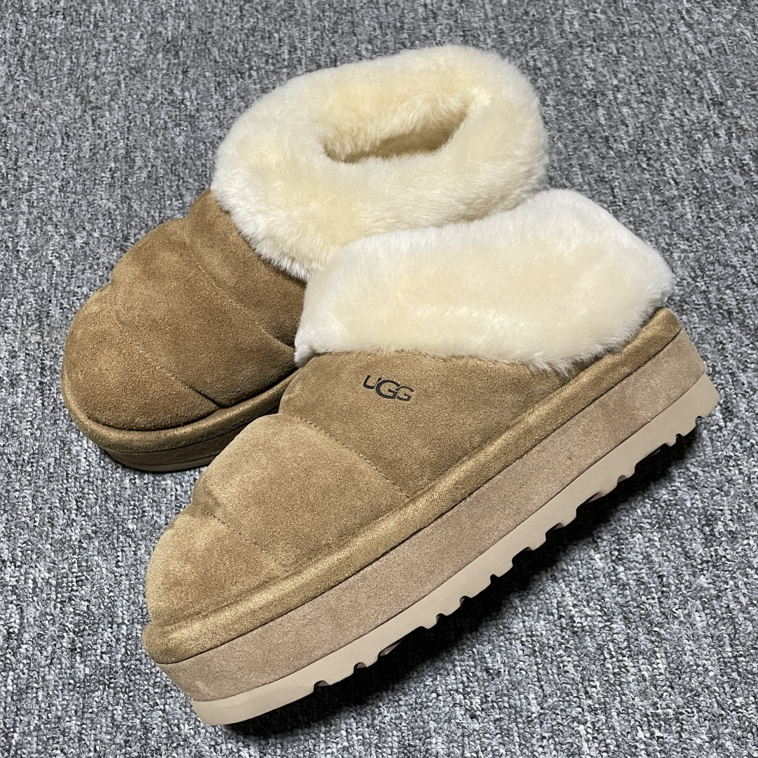 图片[4]-网红爆款 平台外贸专供 UGG 厚底雪地靴面包鞋 1146390 外贸平台充Z 高端零售专供品质 十年品牌制鞋代工厂生产线出品 注重每一处细节 隆丰A级真羊皮毛一体 完全遵循ZP工艺流程打造 尺码：35 36 37 38 39 40-选品中心