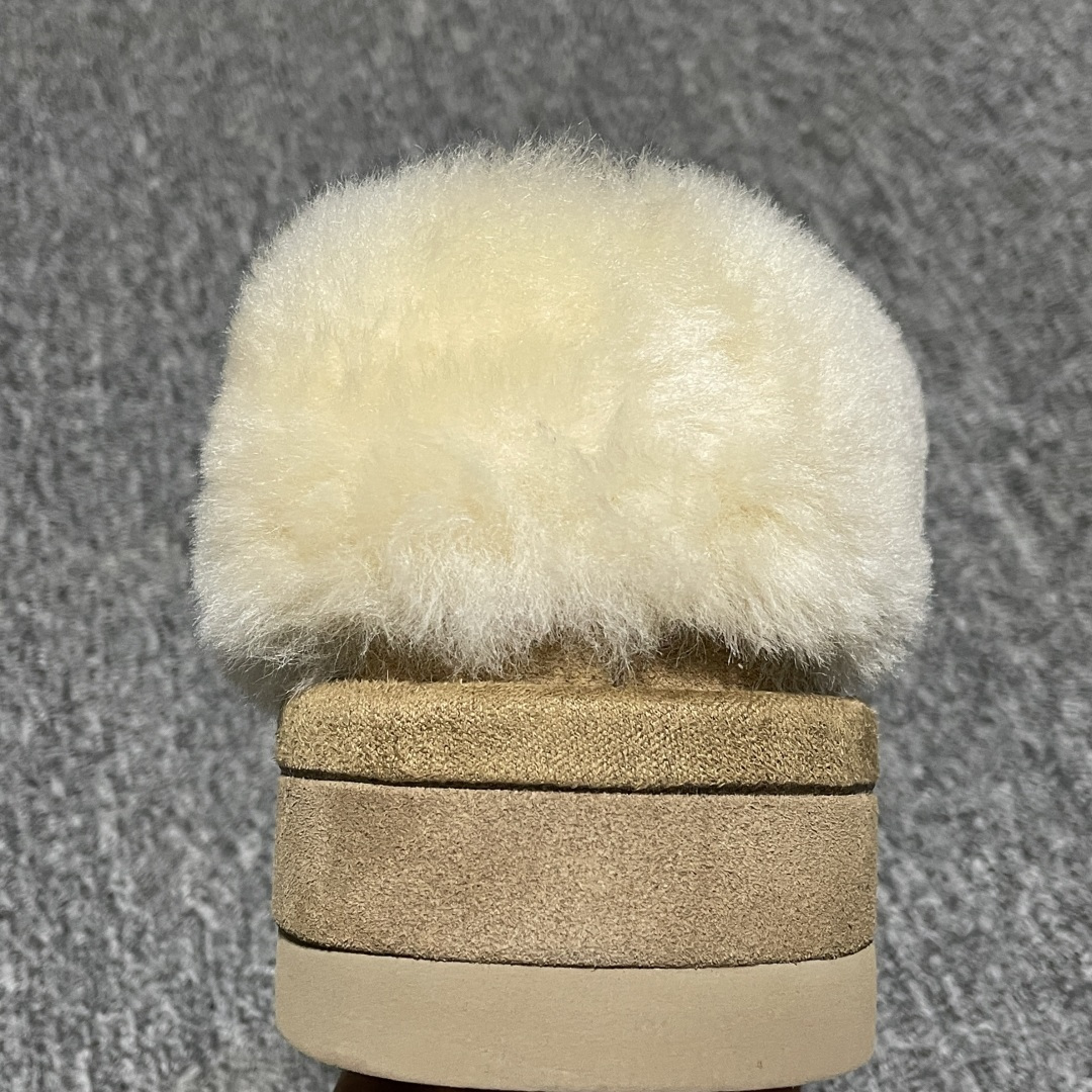 图片[8]-网红爆款 平台外贸专供 UGG 厚底雪地靴面包鞋 1146390 外贸平台充Z 高端零售专供品质 十年品牌制鞋代工厂生产线出品 注重每一处细节 隆丰A级真羊皮毛一体 完全遵循ZP工艺流程打造 尺码：35 36 37 38 39 40-选品中心