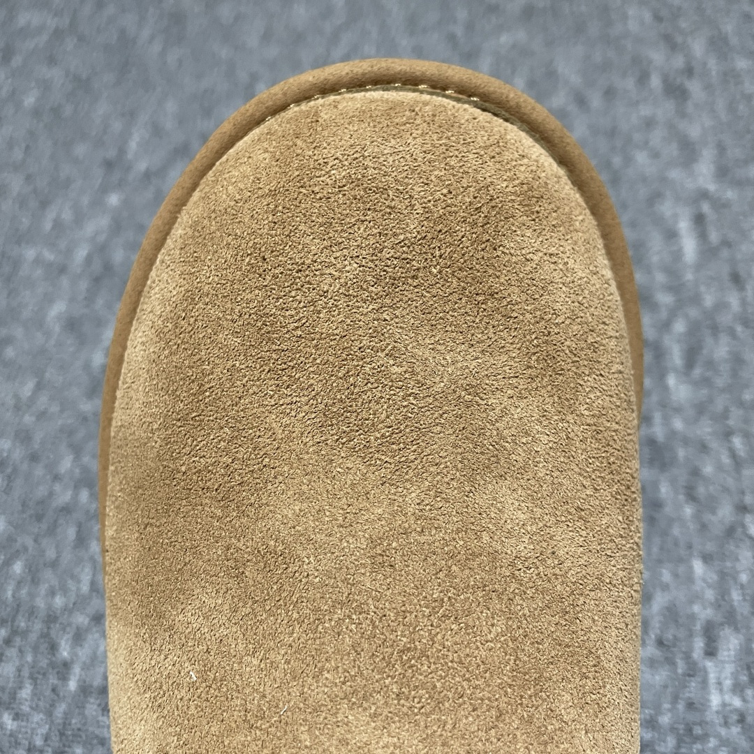 图片[7]-网红爆款 平台外贸专供 UGG 中帮雪地靴 1158262 外贸平台充Z 高端零售专供品质 十年品牌制鞋代工厂生产线出品 注重每一处细节 隆丰A级真羊皮毛一体 完全遵循ZP工艺流程打造 尺码：35 36 37 38 39 40-选品中心