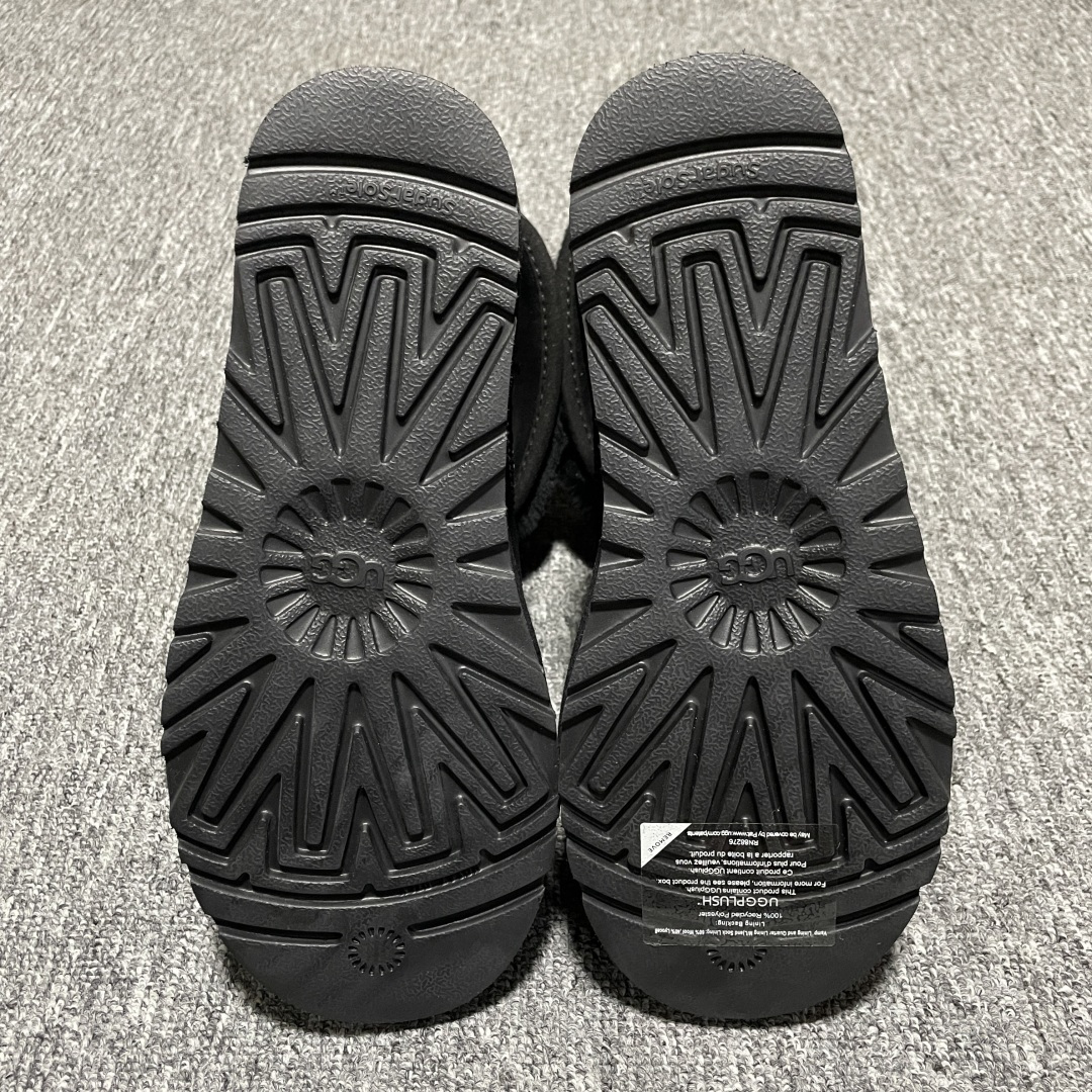 图片[3]-网红爆款 平台外贸专供 UGG 高帮雪地靴 1161770 外贸平台充Z 高端零售专供品质 十年品牌制鞋代工厂生产线出品 注重每一处细节 隆丰A级真羊皮毛一体 完全遵循ZP工艺流程打造 尺码：35 36 37 38 39 40-选品中心