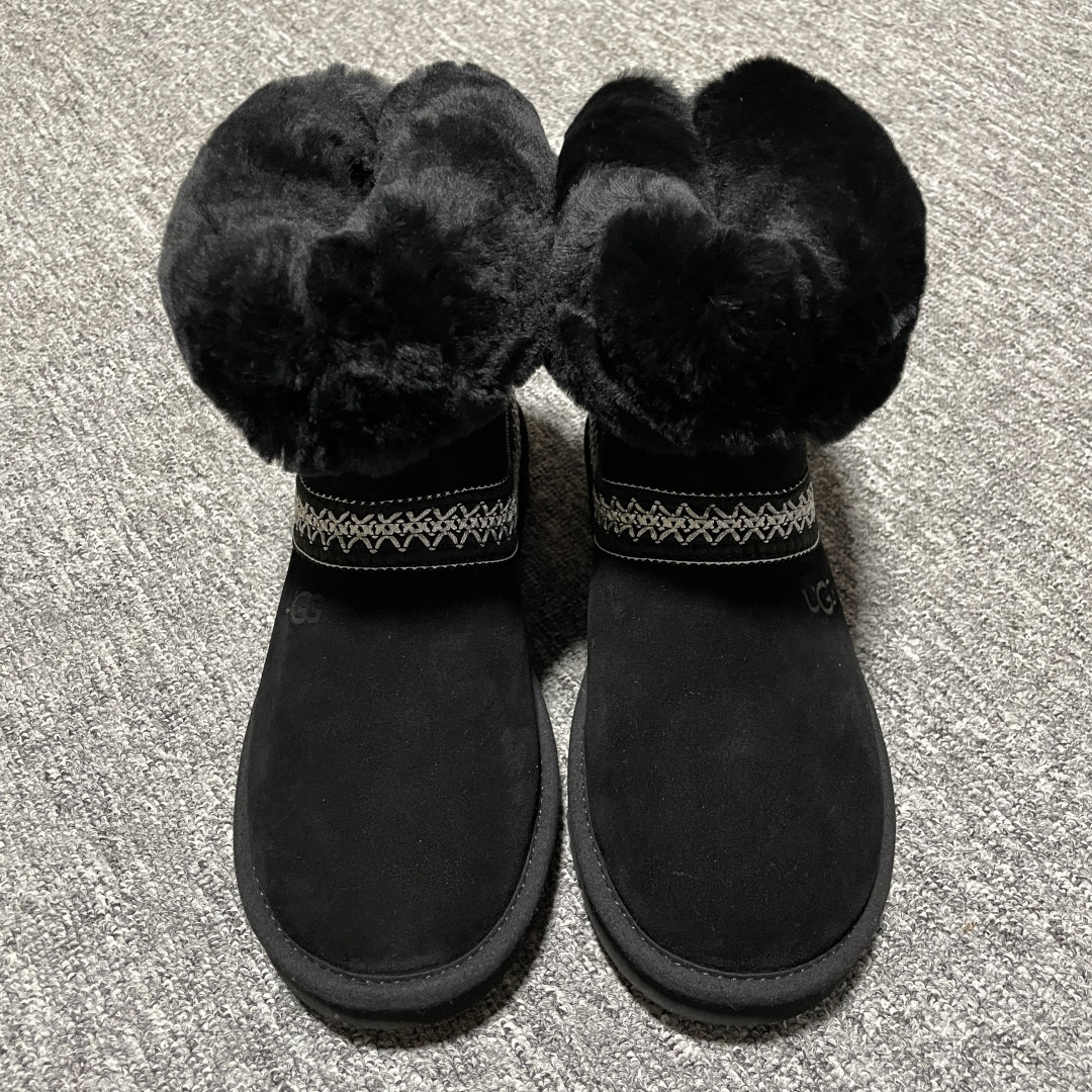 网红爆款 平台外贸专供 UGG 高帮雪地靴 1161770 外贸平台充Z 高端零售专供品质 十年品牌制鞋代工厂生产线出品 注重每一处细节 隆丰A级真羊皮毛一体 完全遵循ZP工艺流程打造 尺码：35 36 37 38 39 40-选品中心