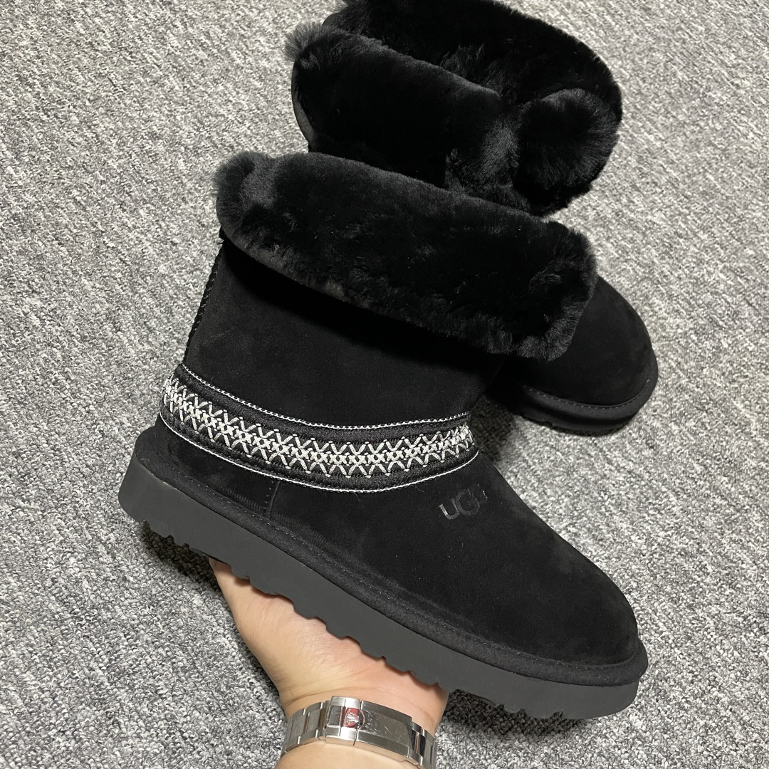 图片[6]-网红爆款 平台外贸专供 UGG 高帮雪地靴 1161770 外贸平台充Z 高端零售专供品质 十年品牌制鞋代工厂生产线出品 注重每一处细节 隆丰A级真羊皮毛一体 完全遵循ZP工艺流程打造 尺码：35 36 37 38 39 40-选品中心