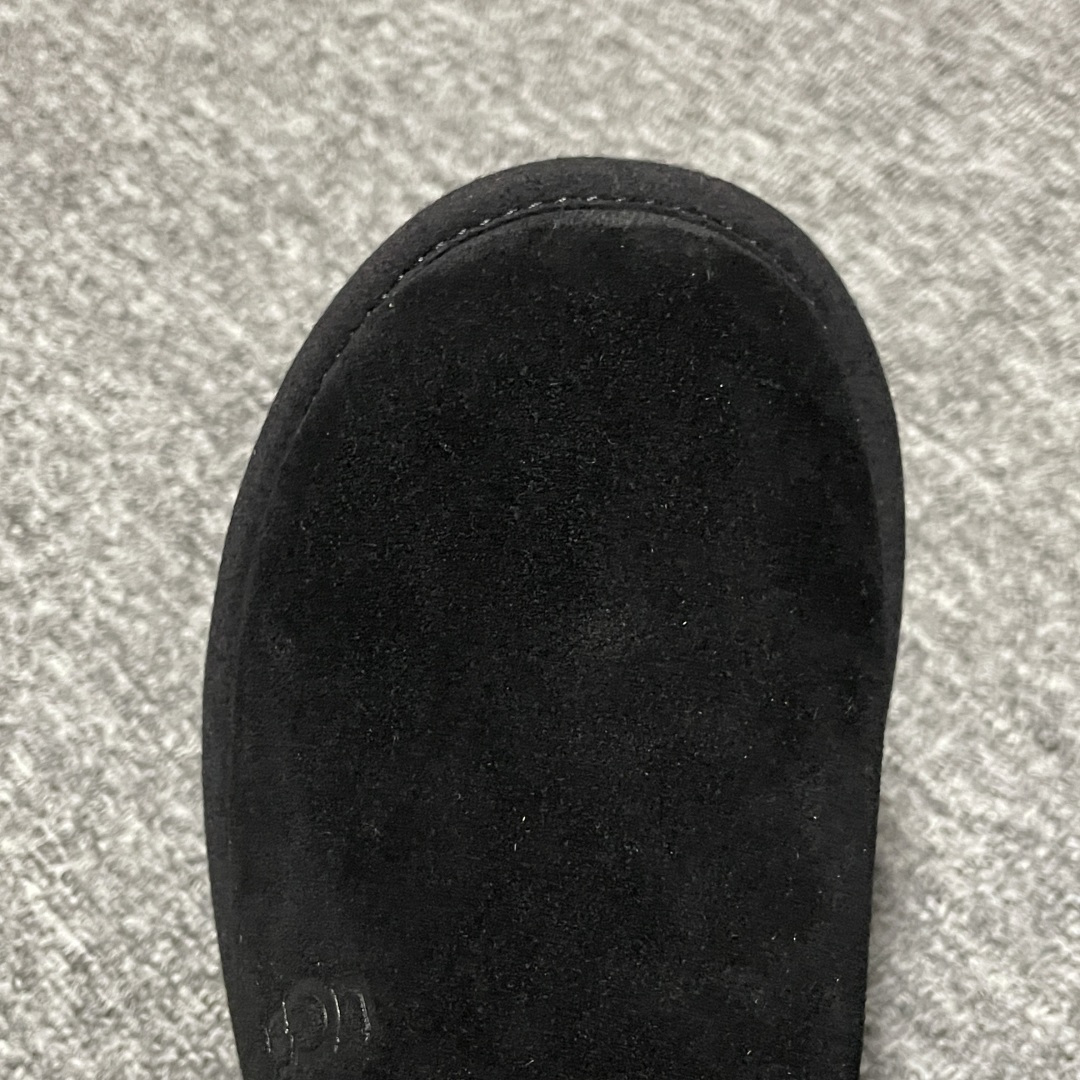 图片[7]-网红爆款 平台外贸专供 UGG 高帮雪地靴 1161770 外贸平台充Z 高端零售专供品质 十年品牌制鞋代工厂生产线出品 注重每一处细节 隆丰A级真羊皮毛一体 完全遵循ZP工艺流程打造 尺码：35 36 37 38 39 40-选品中心