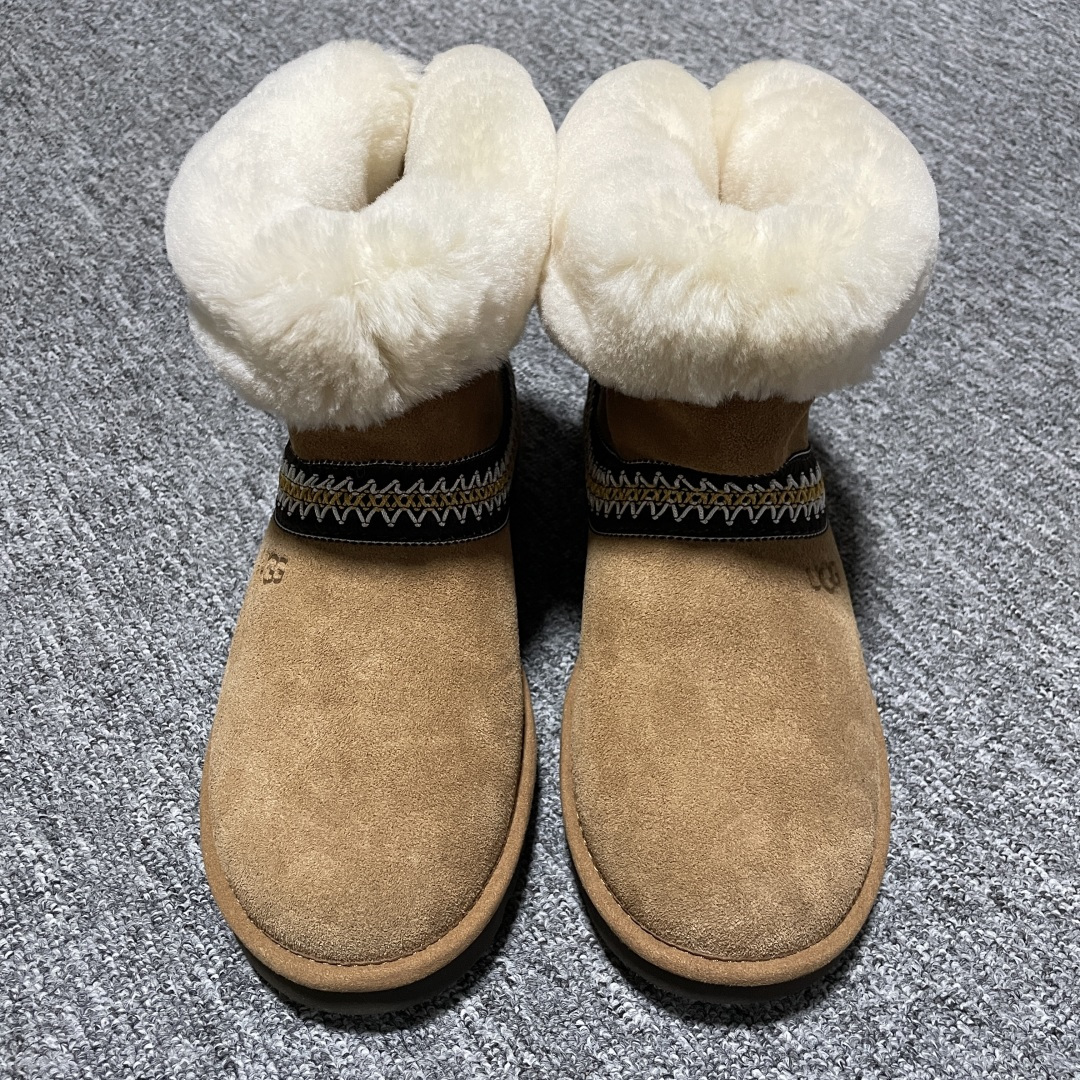 网红爆款 平台外贸专供 UGG 高帮雪地靴 1161770 外贸平台充Z 高端零售专供品质 十年品牌制鞋代工厂生产线出品 注重每一处细节 隆丰A级真羊皮毛一体 完全遵循ZP工艺流程打造 尺码：35 36 37 38 39 40-选品中心