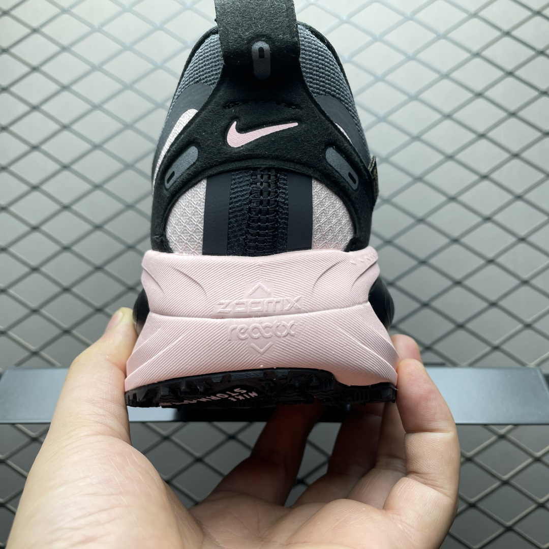 图片[2]-纯原版 NK Vomero 18 GTX V18 网面透气跑步鞋 HQ7002-003 高端零售专供品质 正确防水防污鞋面 独家私模 正确组合大底 区别其他一体大底 尺码： 35.5 36 36.5 37.5 38 38.5 39 40 40.5 41 42-选品中心