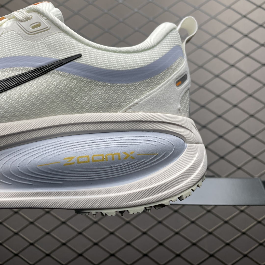 图片[4]-纯原版 NK Vomero 18 GTX V18 网面透气跑步鞋 HQ7001-100 高端零售专供品质 正确防水防污鞋面 独家私模 正确组合大底 区别其他一体大底 尺码： 35.5 36 36.5 37.5 38 38.5 39 40 40.5 41 42 42.5 43 44 44.5 45-选品中心