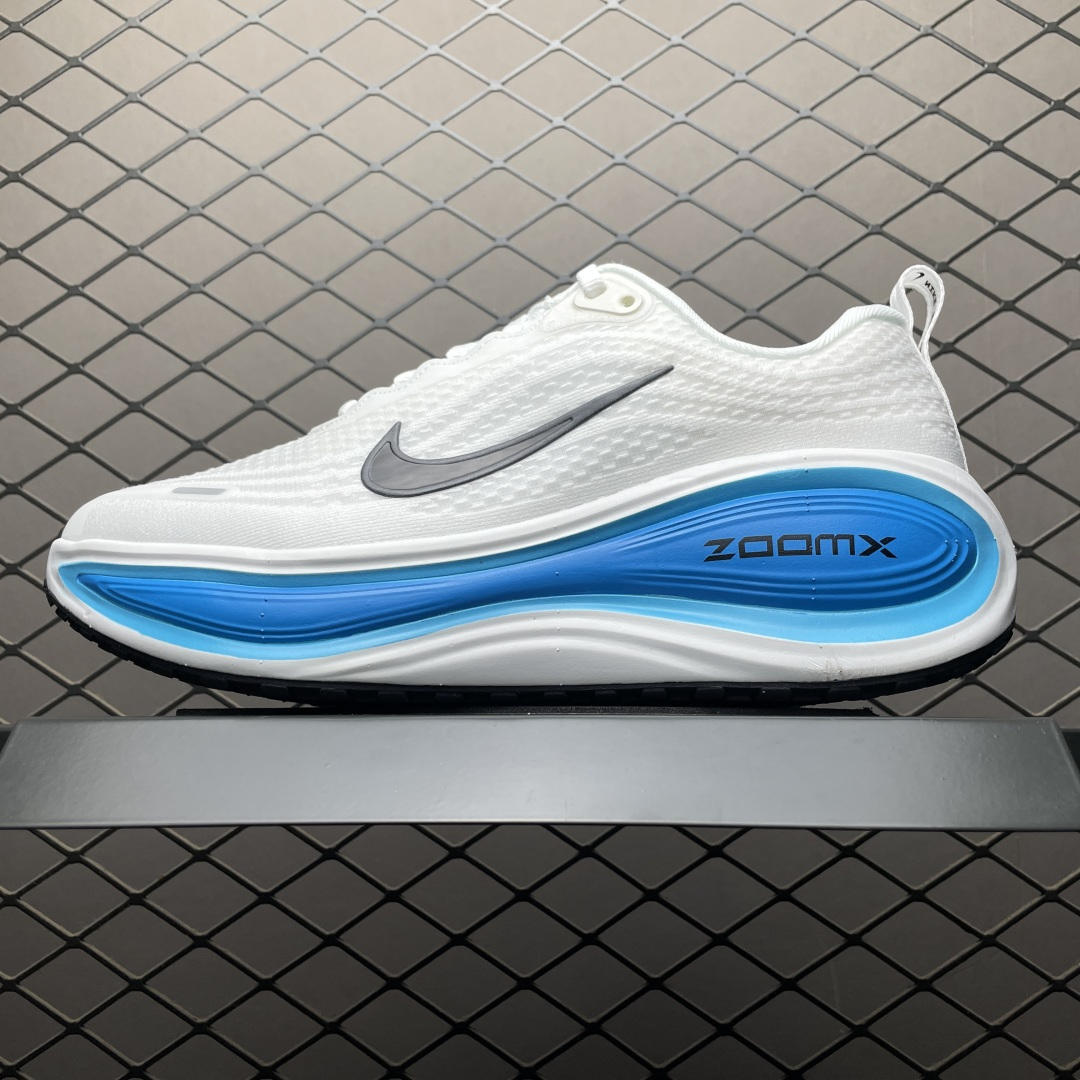 NK Vomero Plus 网面透气跑步鞋 HV8150-103 尺码：35.5 36 36.5 37.5 38 38.5 39 40 40.5 41 42 42.5 43 44 44.5 45 46-选品中心