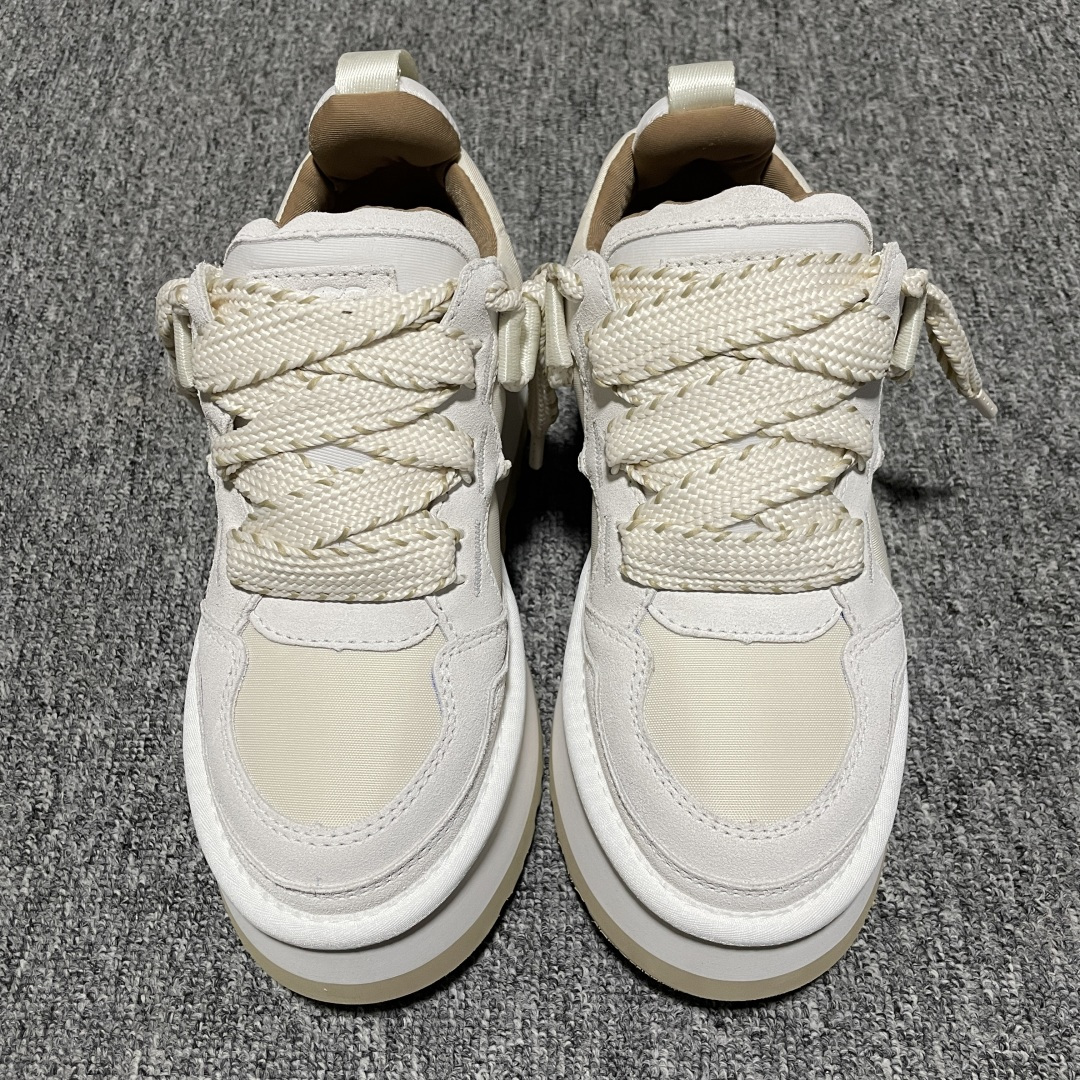 网红爆款 平台外贸专供 UGG 厚底增高休闲鞋 1171541 外贸平台充Z 高端零售专供品质 十年品牌制鞋代工厂生产线出品 注重每一处细节 完全遵循ZP工艺流程打造 尺码：35 36 37 38 39 40 41-选品中心