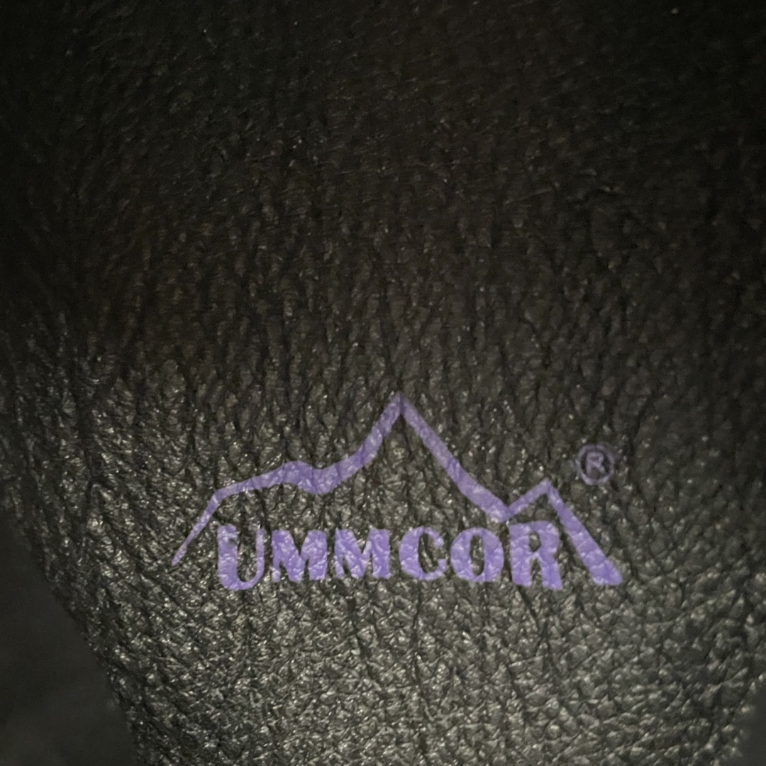 图片[8]-UMMCOR 新潮派系列低帮系带户外徒步登山运动鞋 广东原厂代工出品 采用Diemme原楦型开发纸版 固色头层牛皮鞋面材质(内里搭载细腻头层牛皮) 环抱式防剐蹭硫化橡胶片组合，国标顶级防滑耐磨橡胶大底 尺码：39 40 41 42 43 44 45-选品中心