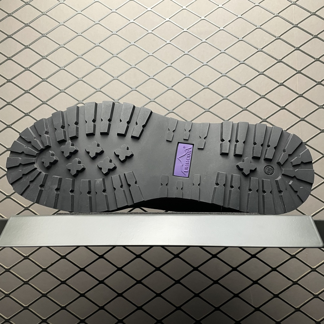 图片[5]-UMMCOR 新潮派系列低帮系带户外徒步登山运动鞋 广东原厂代工出品 采用Diemme原楦型开发纸版 固色头层牛皮鞋面材质(内里搭载细腻头层牛皮) 环抱式防剐蹭硫化橡胶片组合，国标顶级防滑耐磨橡胶大底 尺码：39 40 41 42 43 44 45-选品中心