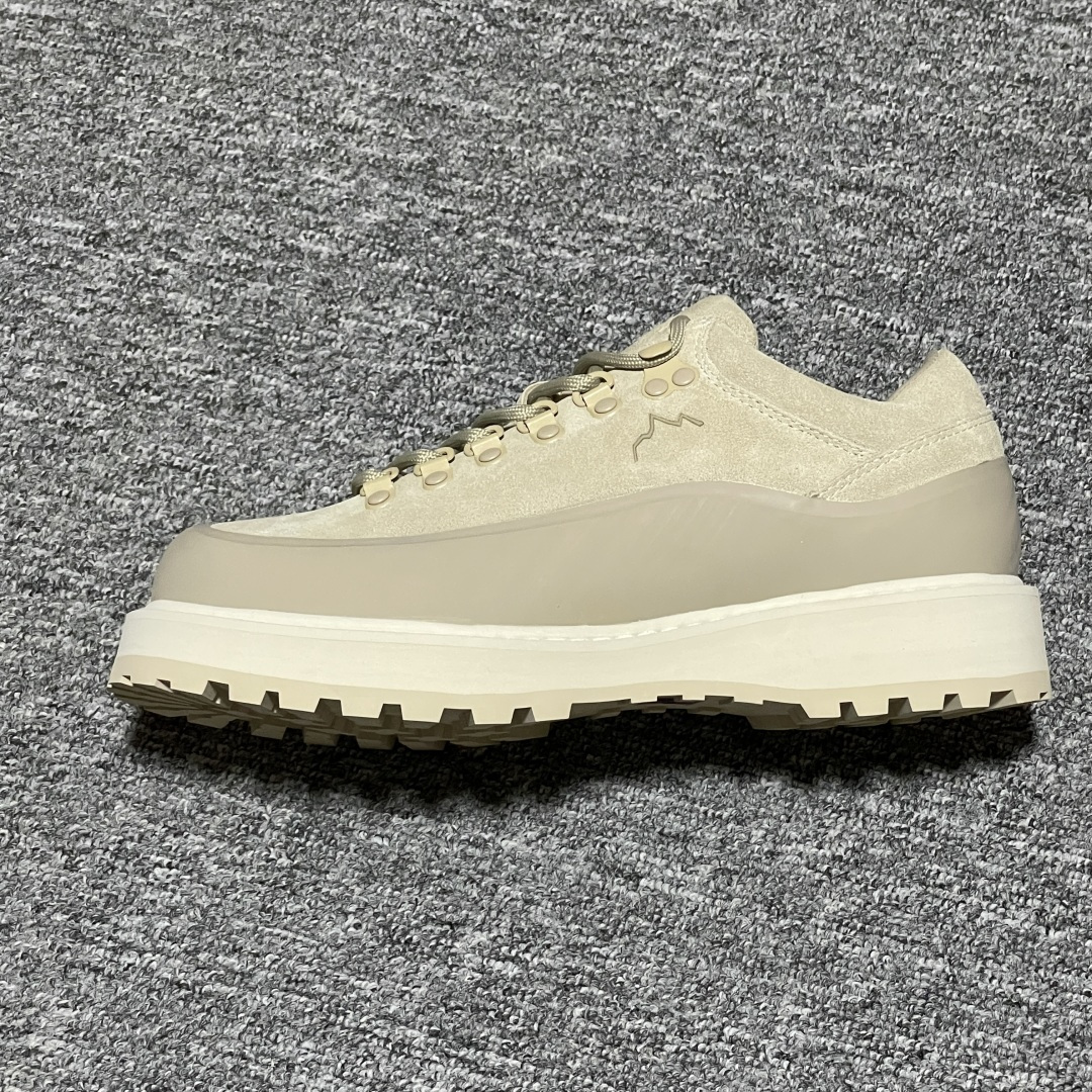 UMMCOR 新潮派系列低帮系带户外徒步登山运动鞋 广东原厂代工出品 采用Diemme原楦型开发纸版 固