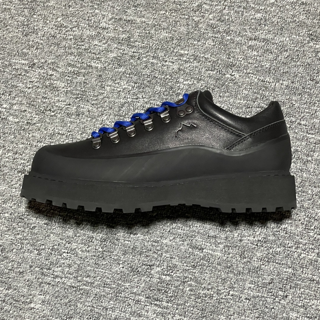 UMMCOR 新潮派系列低帮系带户外徒步登山运动鞋 广东原厂代工出品 采用Diemme原楦型开发纸版 固