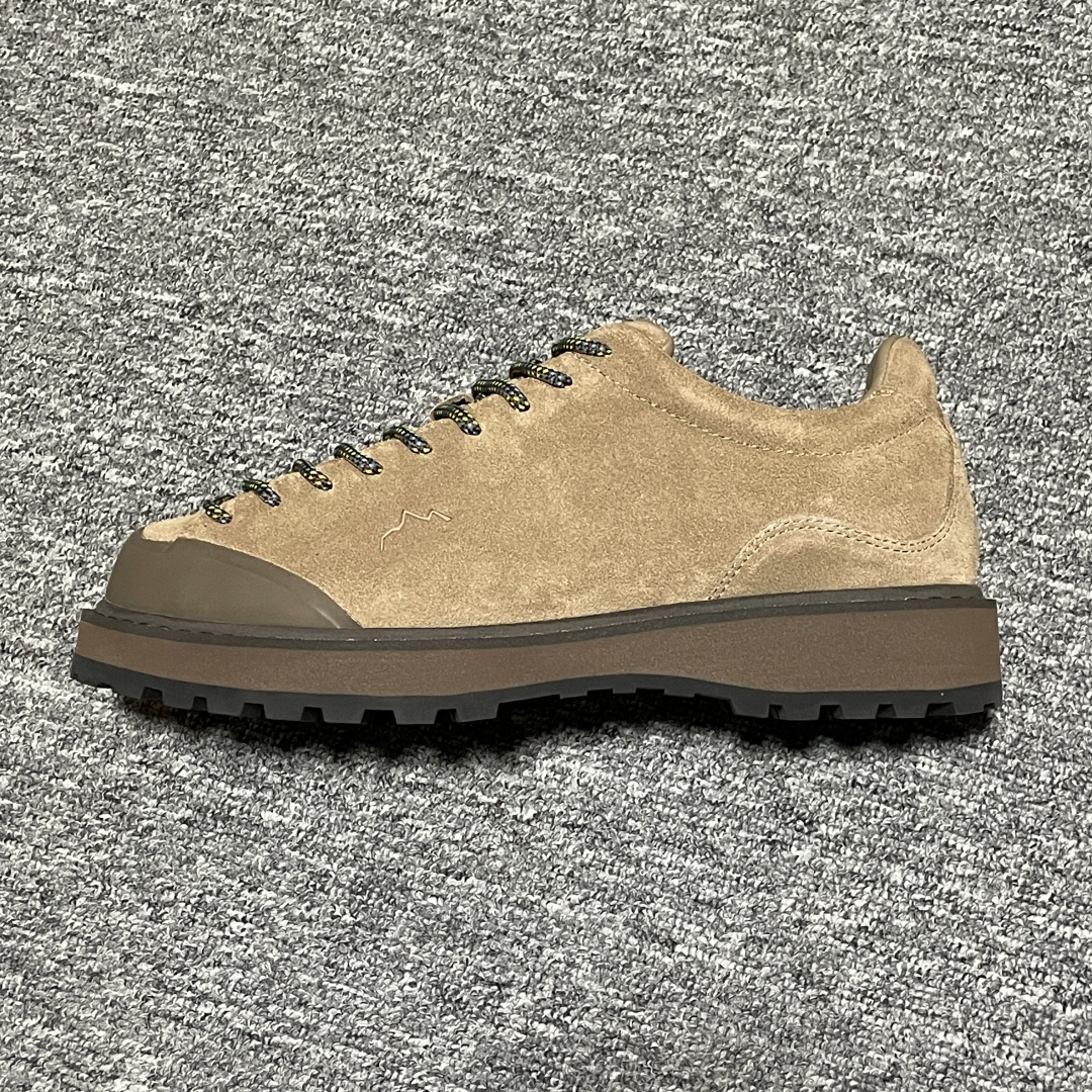 UMMCOR 新潮派系列低帮系带户外徒步登山运动鞋 广东原厂代工出品 采用Diemme原楦型开发纸版 固