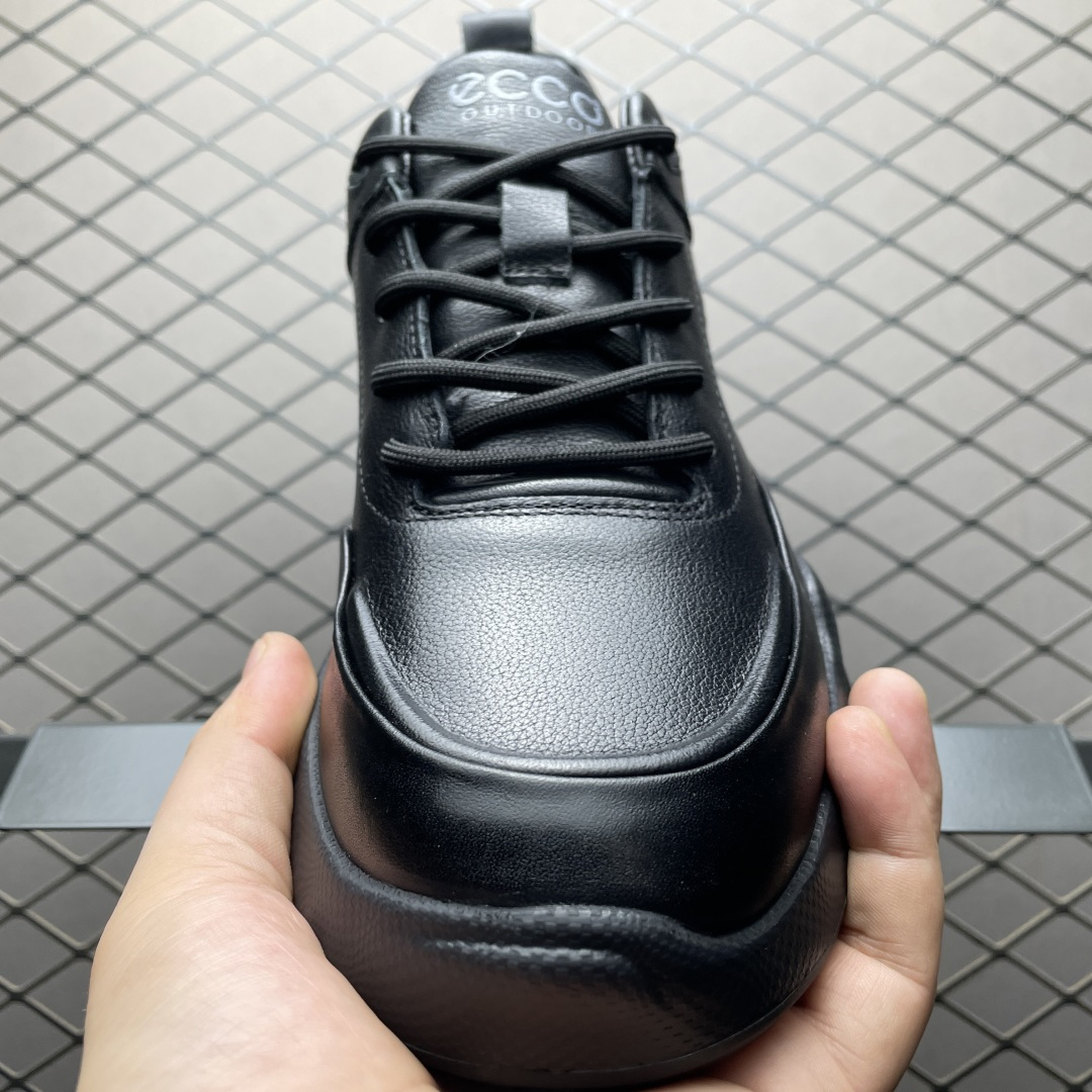 图片[9]-ECCO 爱步 健步BIOM系列 低帮休闲皮鞋 825101 全鞋面采用牛皮革制作 纹理自然 柔韧耐穿 自然律动科技，符合人体工学鞋楦 贴近足部自然形态 PU中底 带来轻盈舒适的上脚感受 强效缓震与能量回弹 增加运动时的稳定和舒适 橡胶大底 抓地力强 具有良好的耐磨性 都市探索 步履悠然 尺码：38 39 40 41 42 43 44（皮鞋码）-选品中心