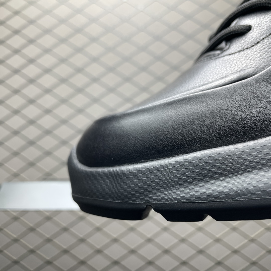 图片[6]-ECCO 爱步 健步BIOM系列 低帮休闲皮鞋 825101 全鞋面采用牛皮革制作 纹理自然 柔韧耐穿 自然律动科技，符合人体工学鞋楦 贴近足部自然形态 PU中底 带来轻盈舒适的上脚感受 强效缓震与能量回弹 增加运动时的稳定和舒适 橡胶大底 抓地力强 具有良好的耐磨性 都市探索 步履悠然 尺码：38 39 40 41 42 43 44（皮鞋码）-选品中心