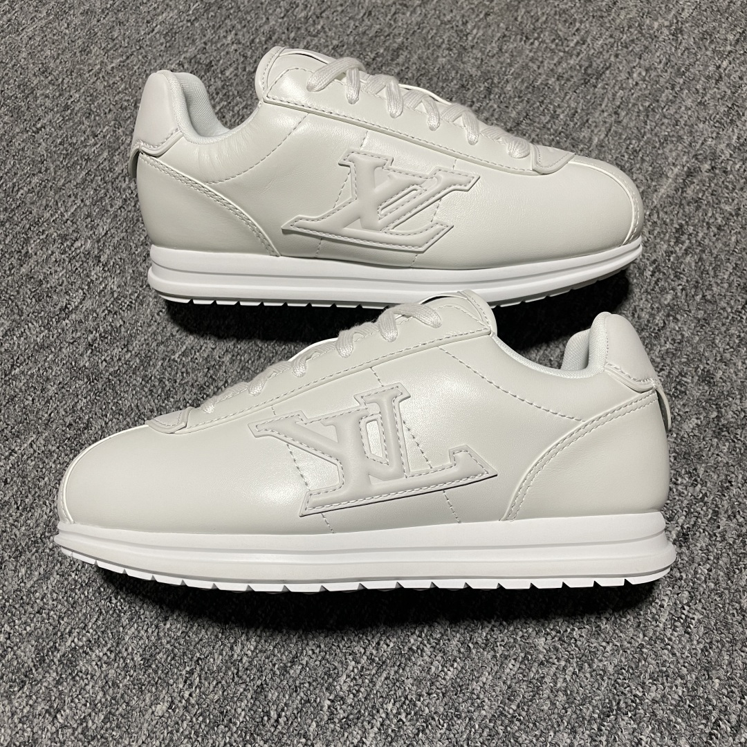 图片[2]-M版纯原 Nigo x Louis Vuitton 路易威登 LV Buttersoft 阿甘鞋 低帮休闲面包鞋 全新订单 高端零售外贸充正专供 原版购入开发 全鞋羊皮 牛皮鞋面 ZP级全套包装 完美楦型 正确卡色 大底TPU 质感媲美原版 细节与原版一致 请注意区分市面通货材 尺码：35 36 37 38 39 40 41 42 43 44 45 46 偏大一码-选品中心