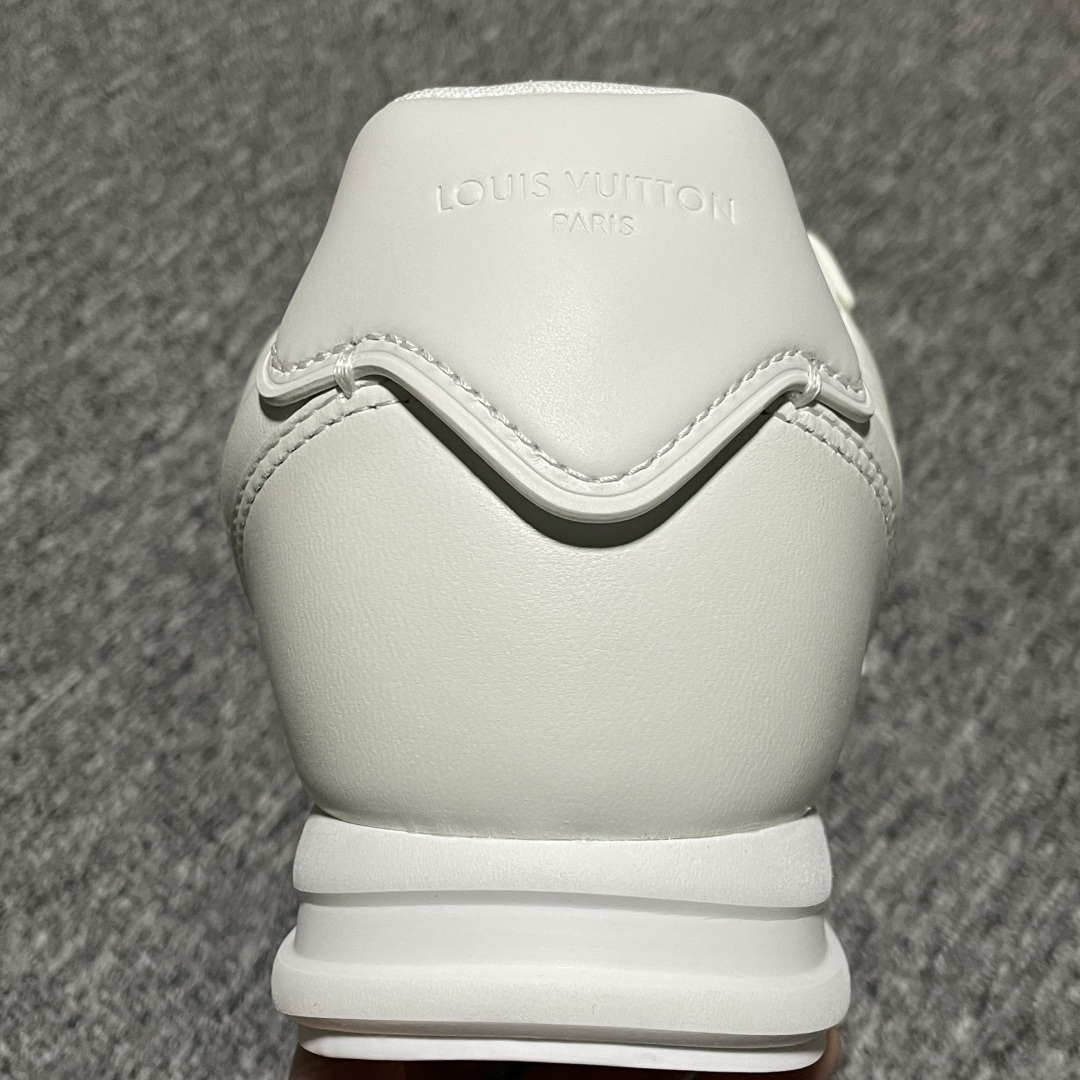 图片[9]-M版纯原 Nigo x Louis Vuitton 路易威登 LV Buttersoft 阿甘鞋 低帮休闲面包鞋 全新订单 高端零售外贸充正专供 原版购入开发 全鞋羊皮 牛皮鞋面 ZP级全套包装 完美楦型 正确卡色 大底TPU 质感媲美原版 细节与原版一致 请注意区分市面通货材 尺码：35 36 37 38 39 40 41 42 43 44 45 46 偏大一码-选品中心