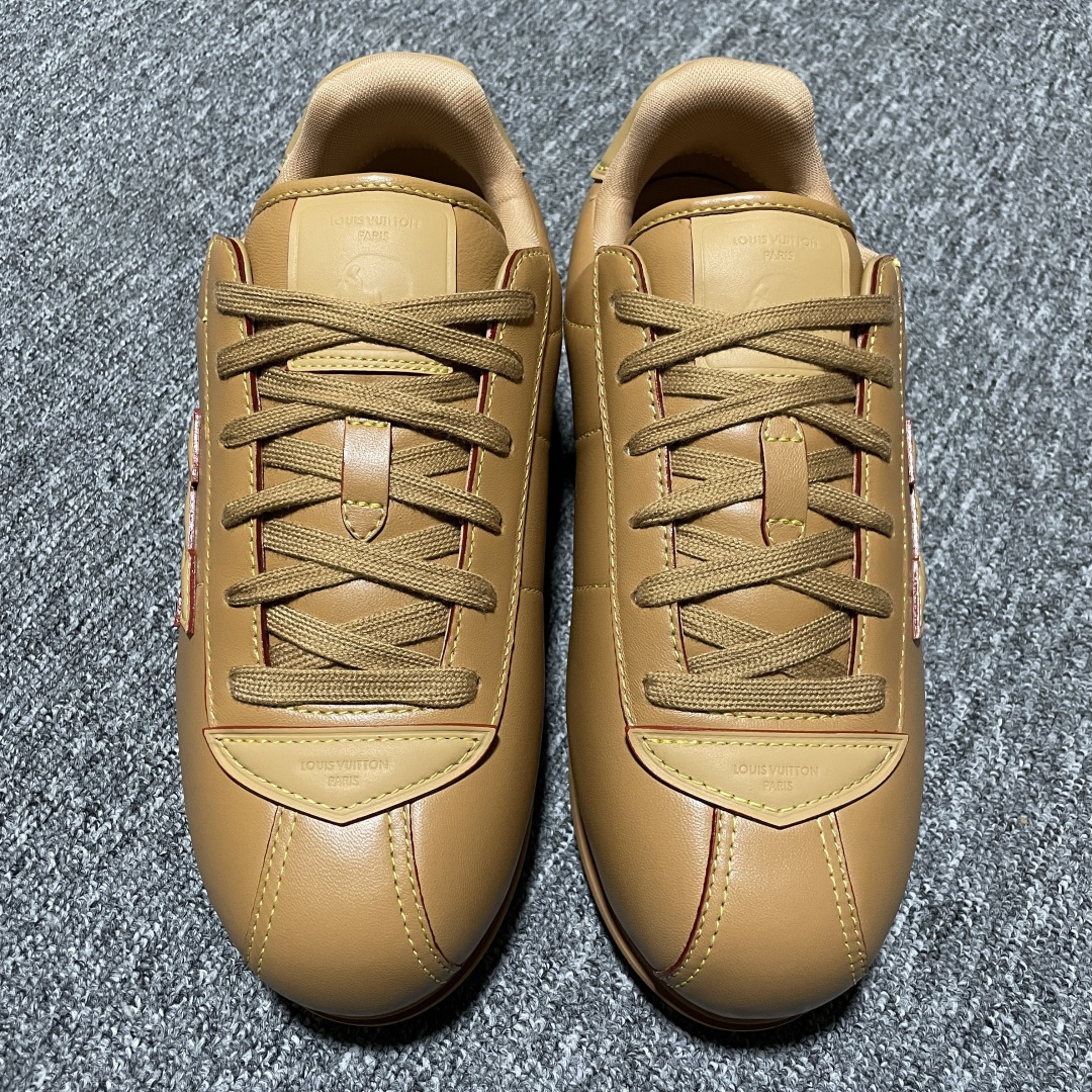 M版纯原 Nigo x Louis Vuitton 路易威登 LV Buttersoft 阿甘鞋 低帮休闲面包鞋 全新订单 高端零售外贸充正专供 原版购入开发 全鞋羊皮 牛皮鞋面 ZP级全套包装 完美楦型 正确卡色 大底TPU 质感媲美原版 细节与原版一致 请注意区分市面通货材 尺码：35 36 37 38 39 40 41 42 43 44 45 46 偏大一码-选品中心