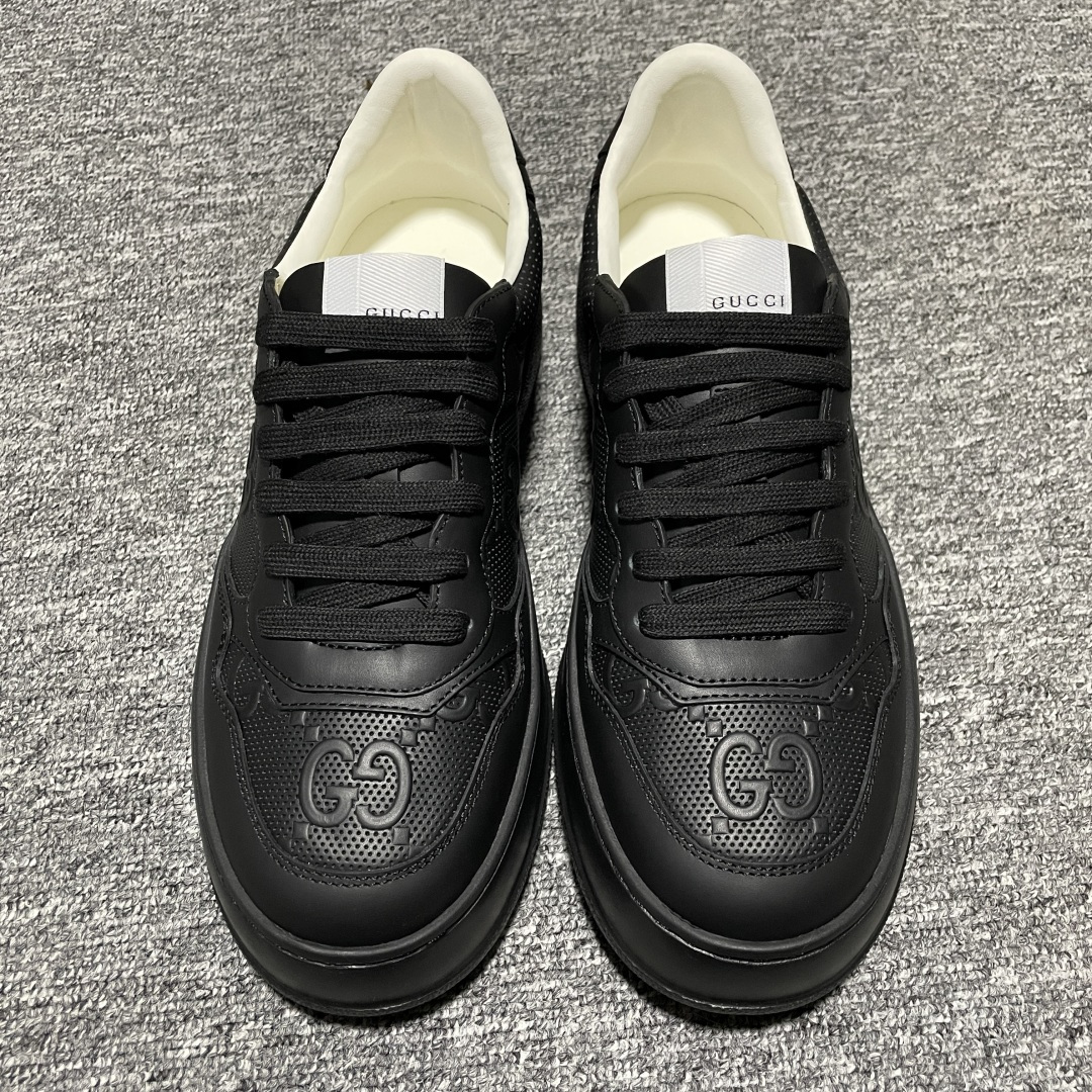 代购专供品质 Gucci 古驰 Screener 厚底休闲鞋 厚底增高系列 全新版本出货 正确版型 高端外贸 高端零售专供品质 最新官方绿色手提礼盒 所有皮面均同步官方采用皮革油边工艺 同步官方采用无胶车线工艺 尺码：39 40 41 42 43 44 45-选品中心