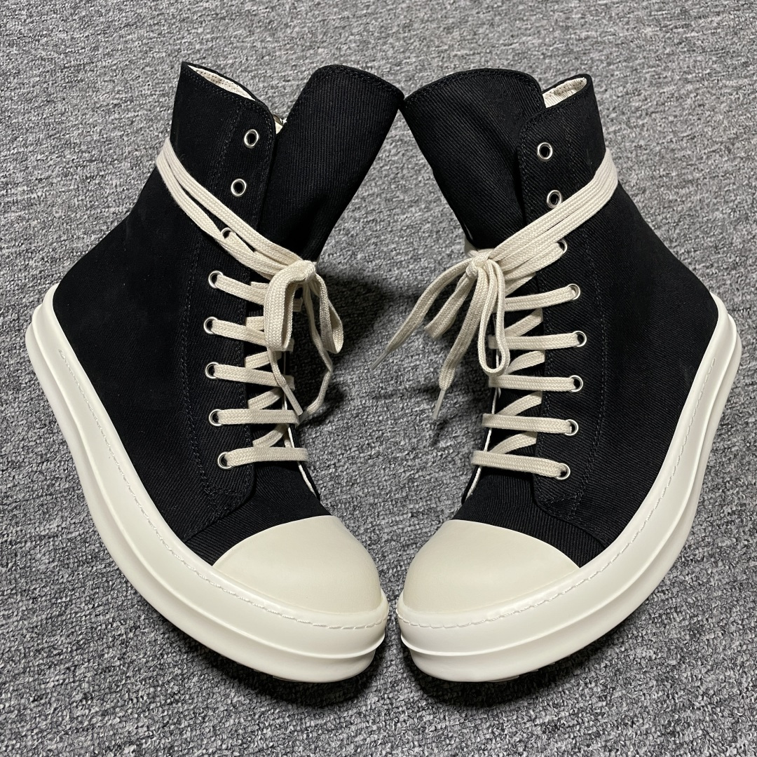 图片[2]-Rickowens 瑞克 欧文斯 高街 高帮帆布休闲板鞋 独家私模大底 定制头层牛皮 针车间距都是极致还原 一比一规格礼盒装 重达3斤以上 外加定制欧文斯保护盒 全套包装及配件 高端零售专供品质 区别市场货 纯手工打造 每一只都是独一无二 有手工质感的味道 尺码：36 37 38 39 40 41 42 43 44 45 46-选品中心