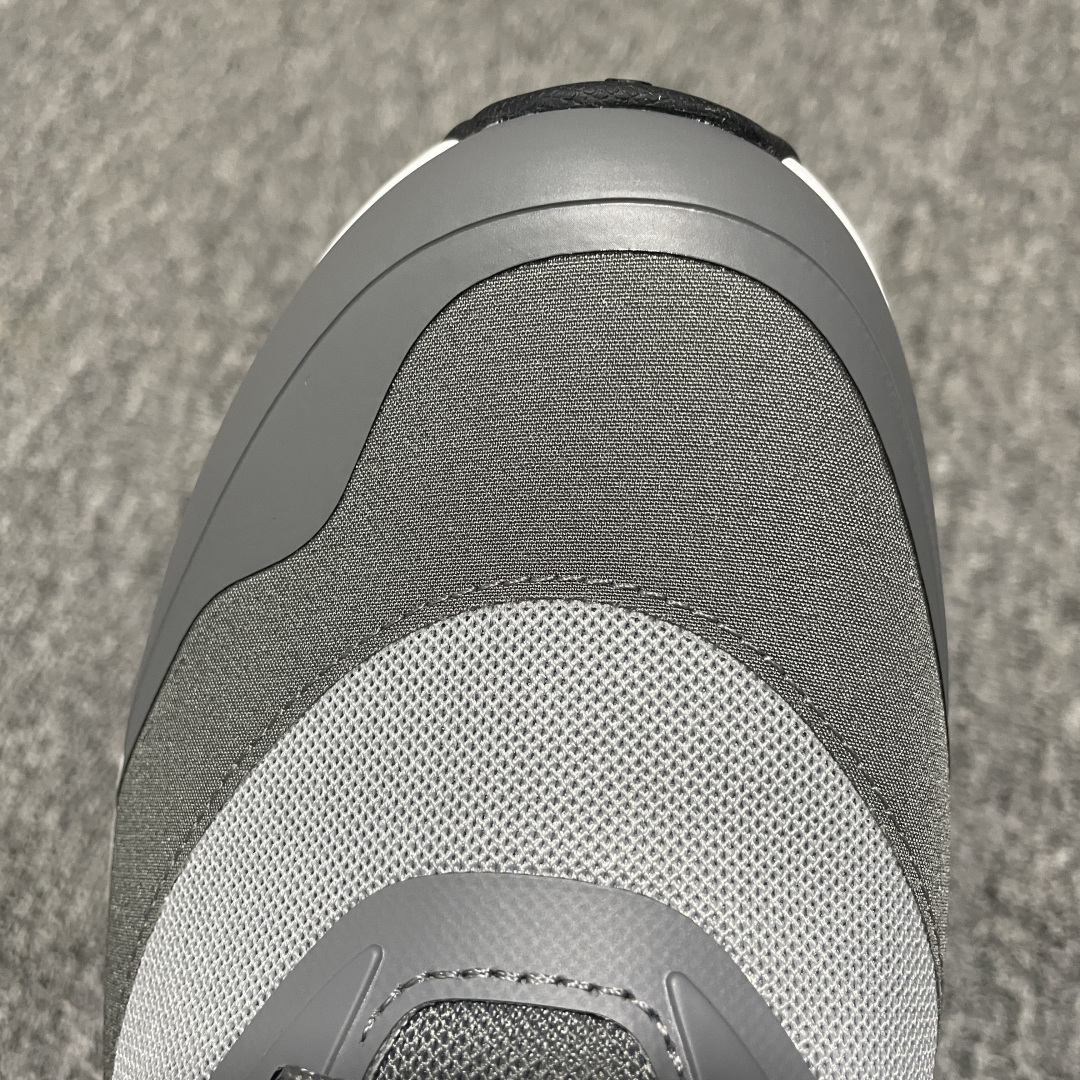 纯原版 Loewe x ON 罗意威昂跑联名 Cloudtilt 2.0 系列 MX17-1120 市售