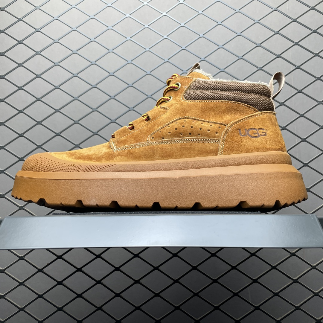 UGG 客制款 中帮男士休闲鞋雪地靴马丁靴系列 U6338 广东大厂品质 秋冬新款 时尚潮流搭配 面料釆用意大利进口磨砂牛皮 全鞋真牛皮材料 大底到五金都是代工厂原材料制作 日常随意搭配 型男必备 尺码：38 39 40 41 42 43 44-选品中心