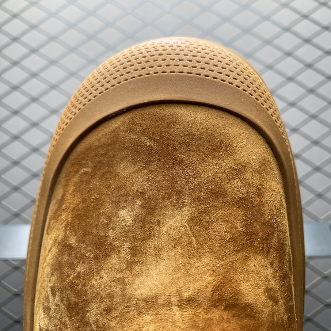 图片[7]-UGG 客制款 中帮男士休闲鞋雪地靴马丁靴系列 U6338 广东大厂品质 秋冬新款 时尚潮流搭配 面料釆用意大利进口磨砂牛皮 全鞋真牛皮材料 大底到五金都是代工厂原材料制作 日常随意搭配 型男必备 尺码：38 39 40 41 42 43 44-选品中心