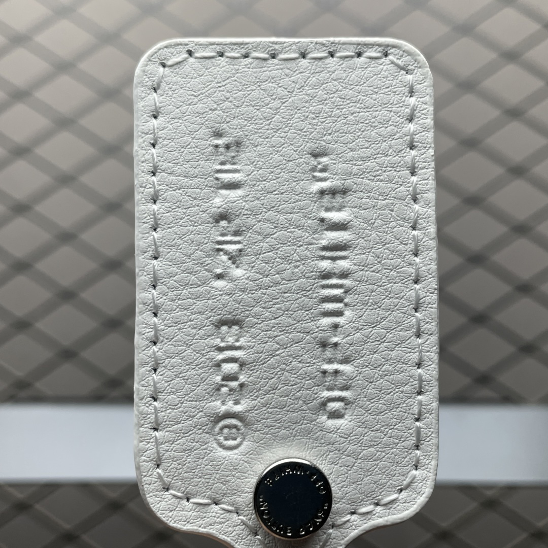 图片[8]-Off-White Out of Office 低帮复古休闲鞋 该款运动鞋单品有皮质制成饰有品牌标志性 Zip Tie束线带吊牌牌，侧面饰有Arrows图案，展现出品牌对街头风格的偏爱 尺码：36 37 38 39 40 41 42 43 44 45 46 47-选品中心