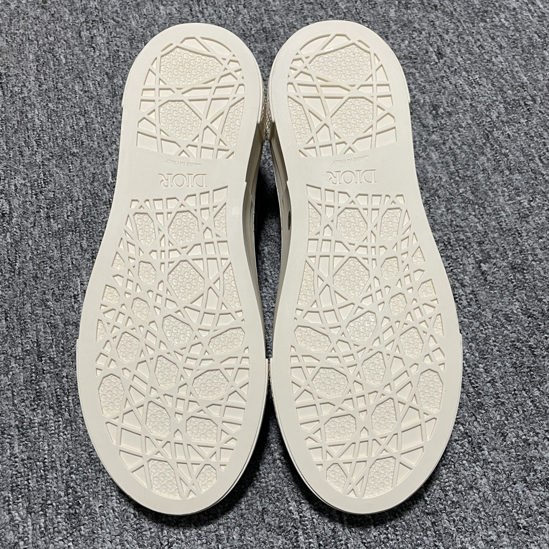 图片[3]-Dior 迪奥 B33 低帮休闲运动鞋 海淘代购同渠道品质 高端零售 外贸充正专供 原版购入开发 ZP级全套包装 完美楦型 正确卡色 质感媲美原版 细节与原版一致 请注意区分市面通货材 尺码：39 40 41 42 43 44 45 46-选品中心