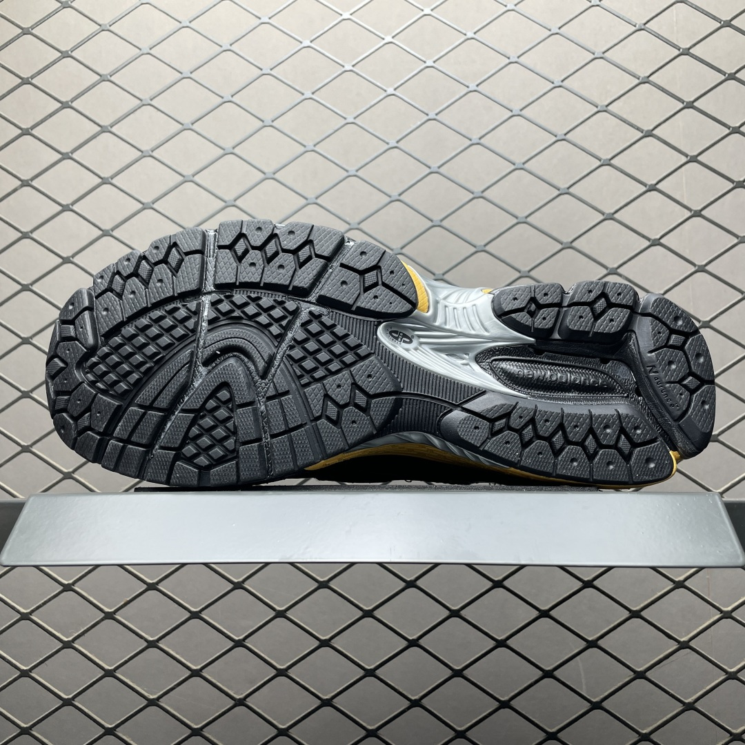 New Balance 新百伦 复古休闲跑步鞋 U1906LGA 尺码：36 37 37.5 38 38