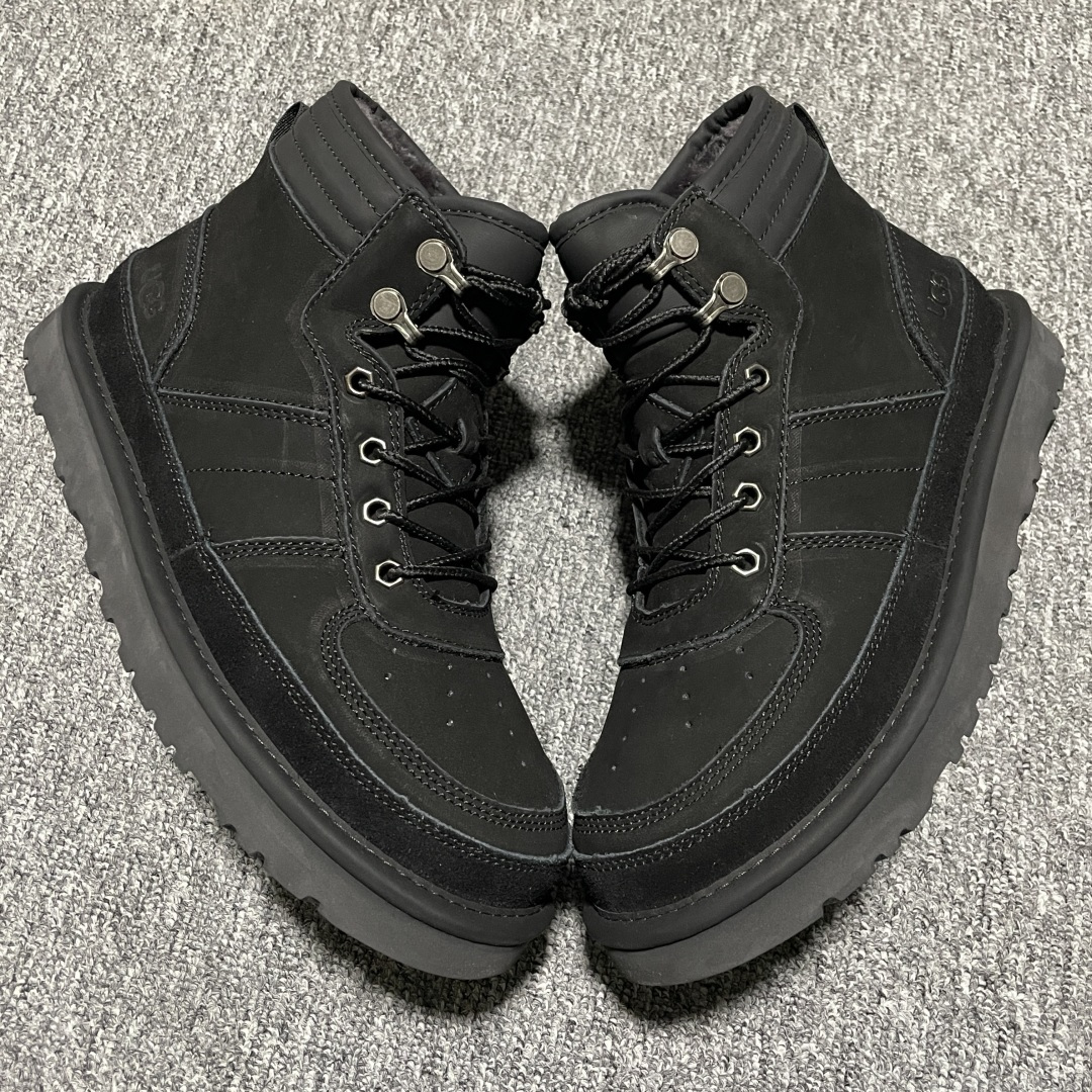 图片[2]-平台外贸专供 UGG 男士雪地靴 1097089 外贸平台充Z 高端零售专供品质 十年品牌制鞋代工厂生产线出品 注重每一处细节 隆丰A级真羊皮毛一体 完全遵循ZP工艺流程打造 尺码：40 41 42 43 44-选品中心