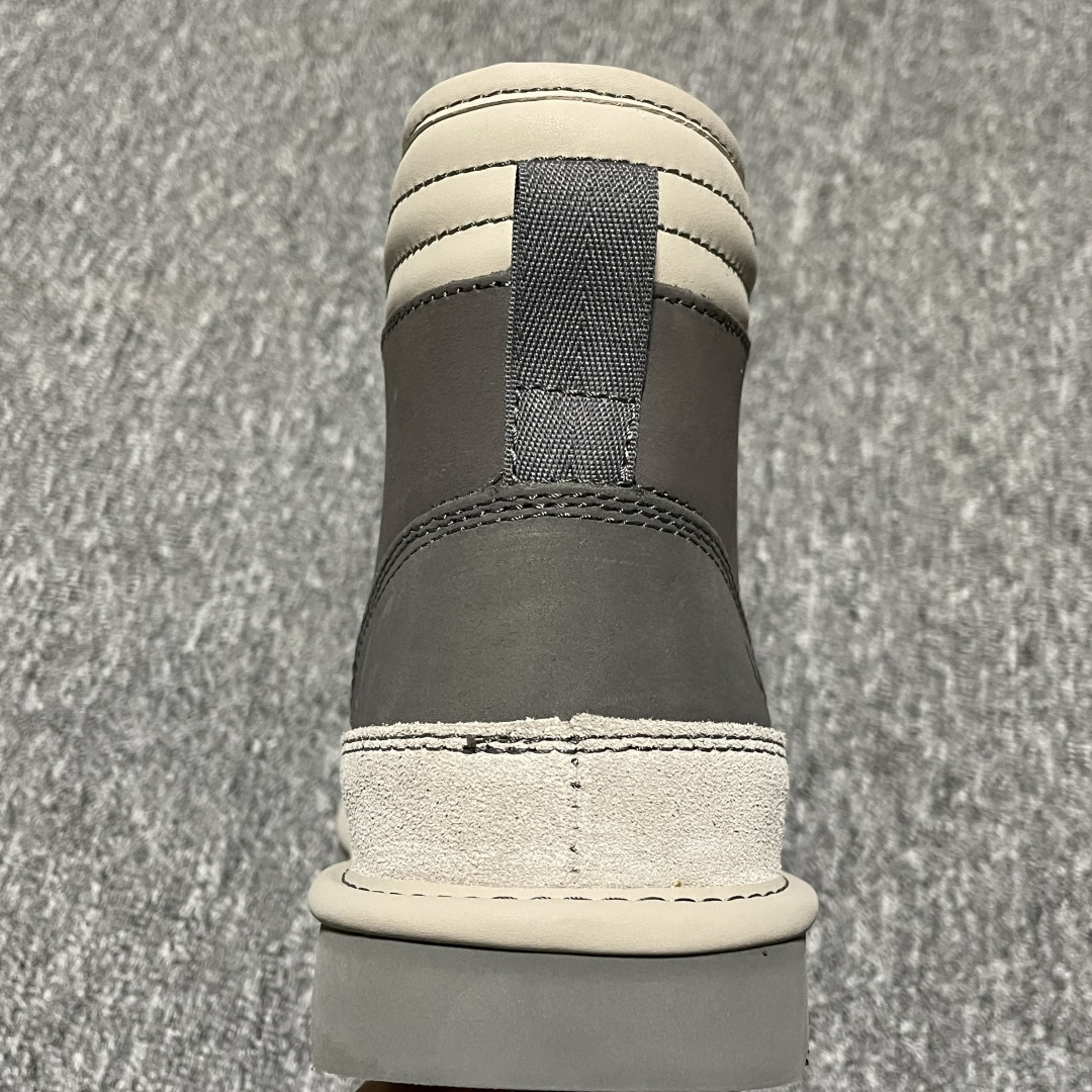 图片[8]-平台外贸专供 UGG 男士雪地靴 1097089 外贸平台充Z 高端零售专供品质 十年品牌制鞋代工厂生产线出品 注重每一处细节 隆丰A级真羊皮毛一体 完全遵循ZP工艺流程打造 尺码：40 41 42 43 44-选品中心