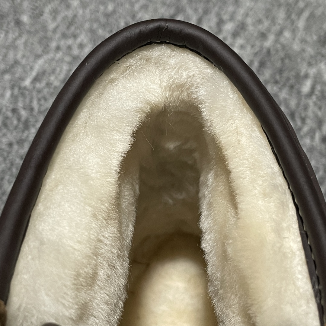 图片[9]-平台外贸专供 UGG 男士雪地靴 1097089 外贸平台充Z 高端零售专供品质 十年品牌制鞋代工厂生产线出品 注重每一处细节 隆丰A级真羊皮毛一体 完全遵循ZP工艺流程打造 尺码：40 41 42 43 44-选品中心