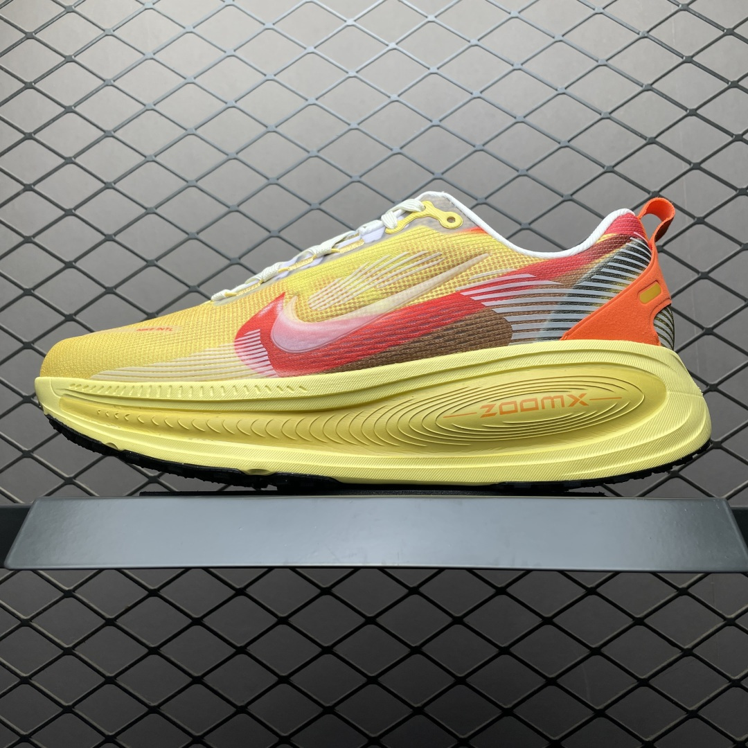 NK Vomero V18 网面透气跑步鞋 IH3576-999 尺码： 39 40 40.5 41 4