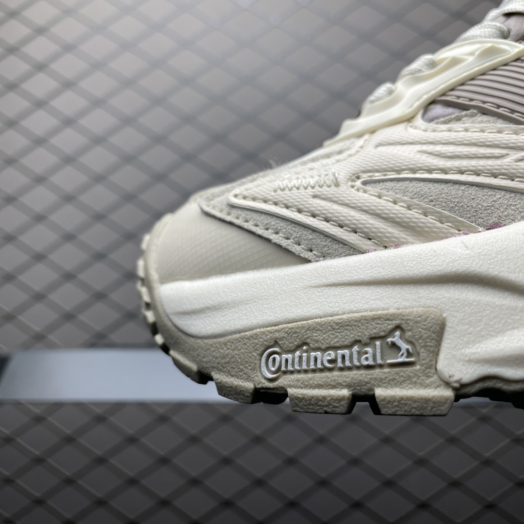 AD 阿迪 XLG Storm EDGE 复古休闲老爹鞋 KK1003 尺码：35.5 36 36.5 