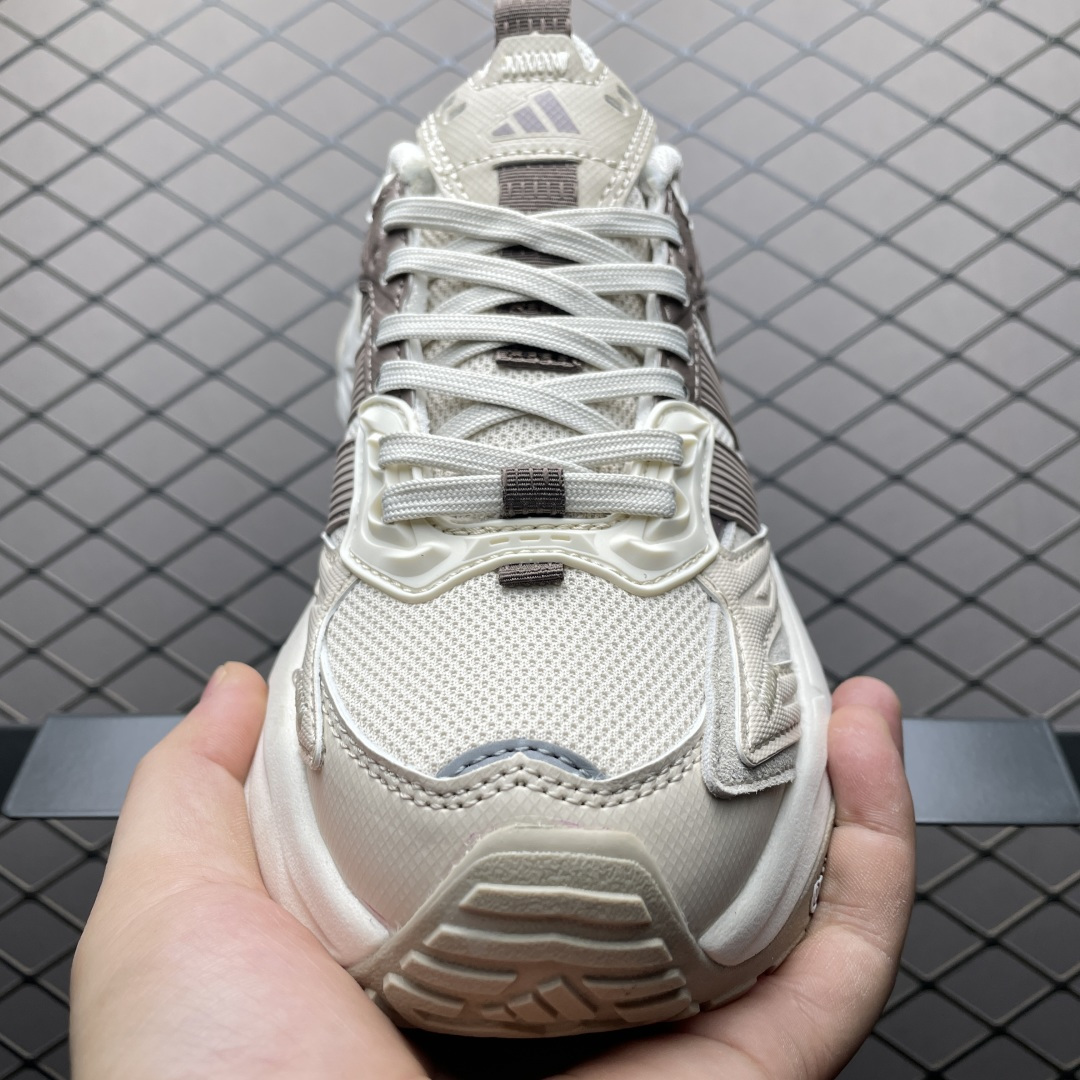 AD 阿迪 XLG Storm EDGE 复古休闲老爹鞋 KK1003 尺码：35.5 36 36.5 