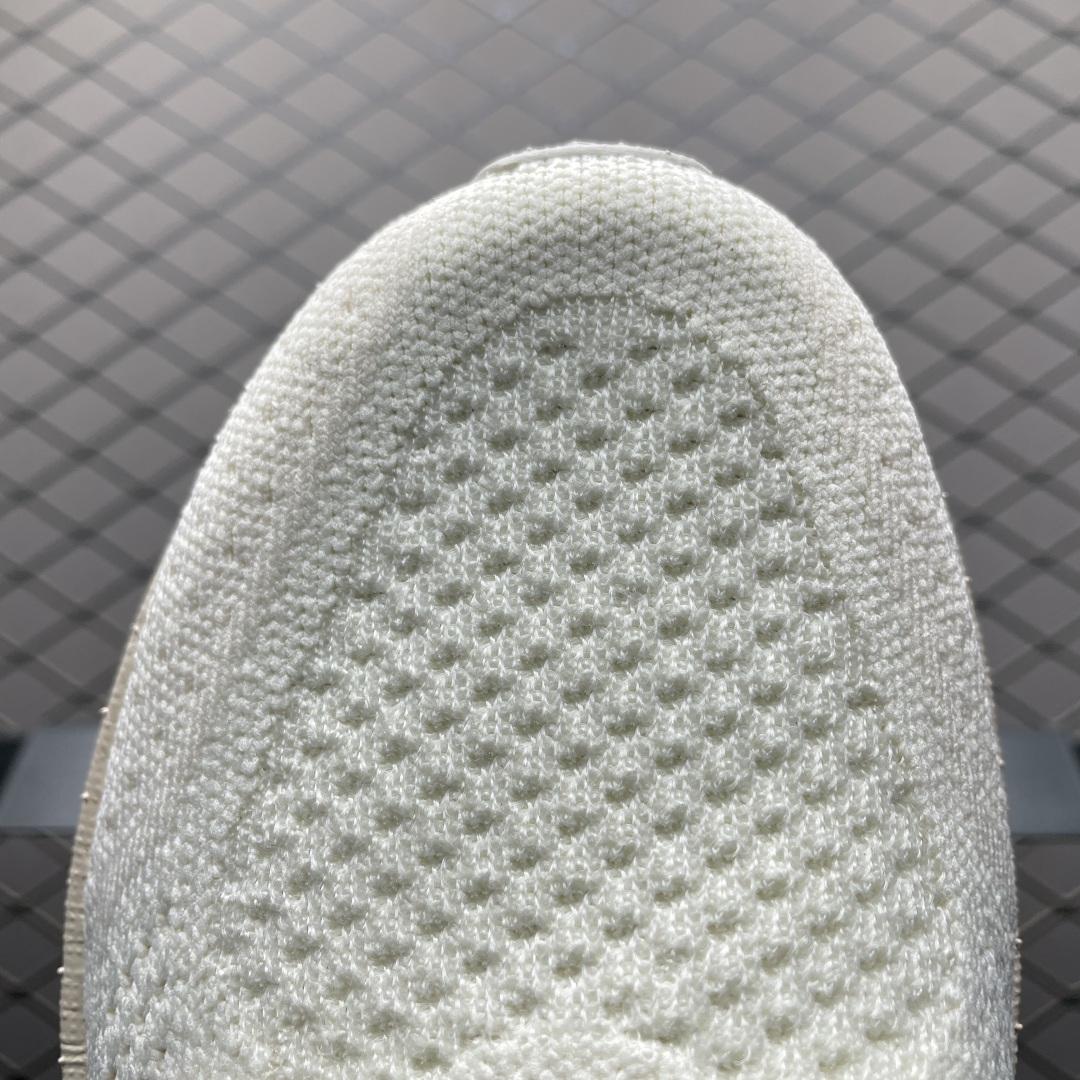 Y-3 x AD 阿迪 Ultra Boost 5 山本耀司联名款超弹力爆米花中底休闲跑步鞋 jp-75