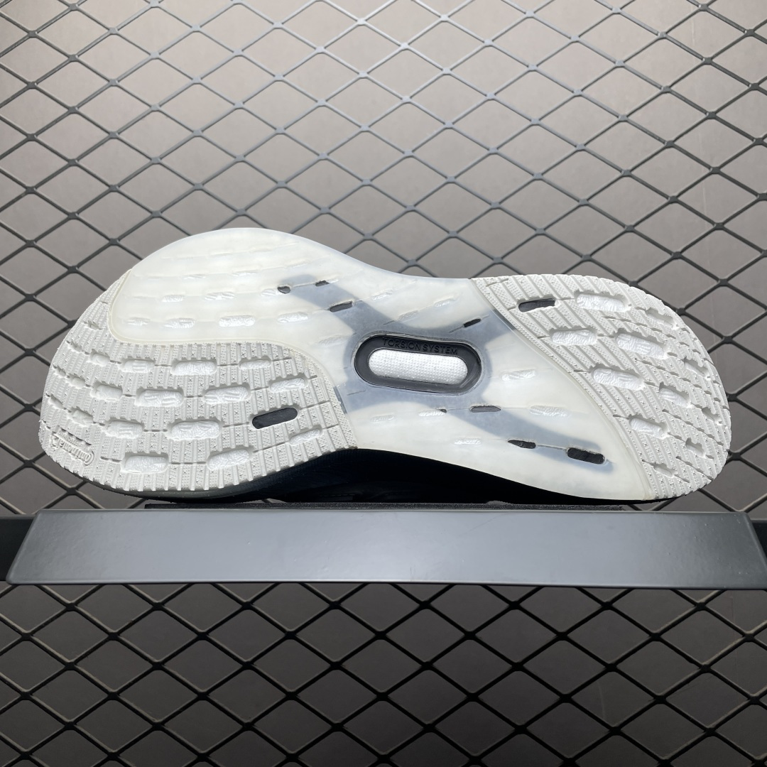 Y-3 x AD 阿迪 Ultra Boost 5 山本耀司联名款超弹力爆米花中底休闲跑步鞋 JR664