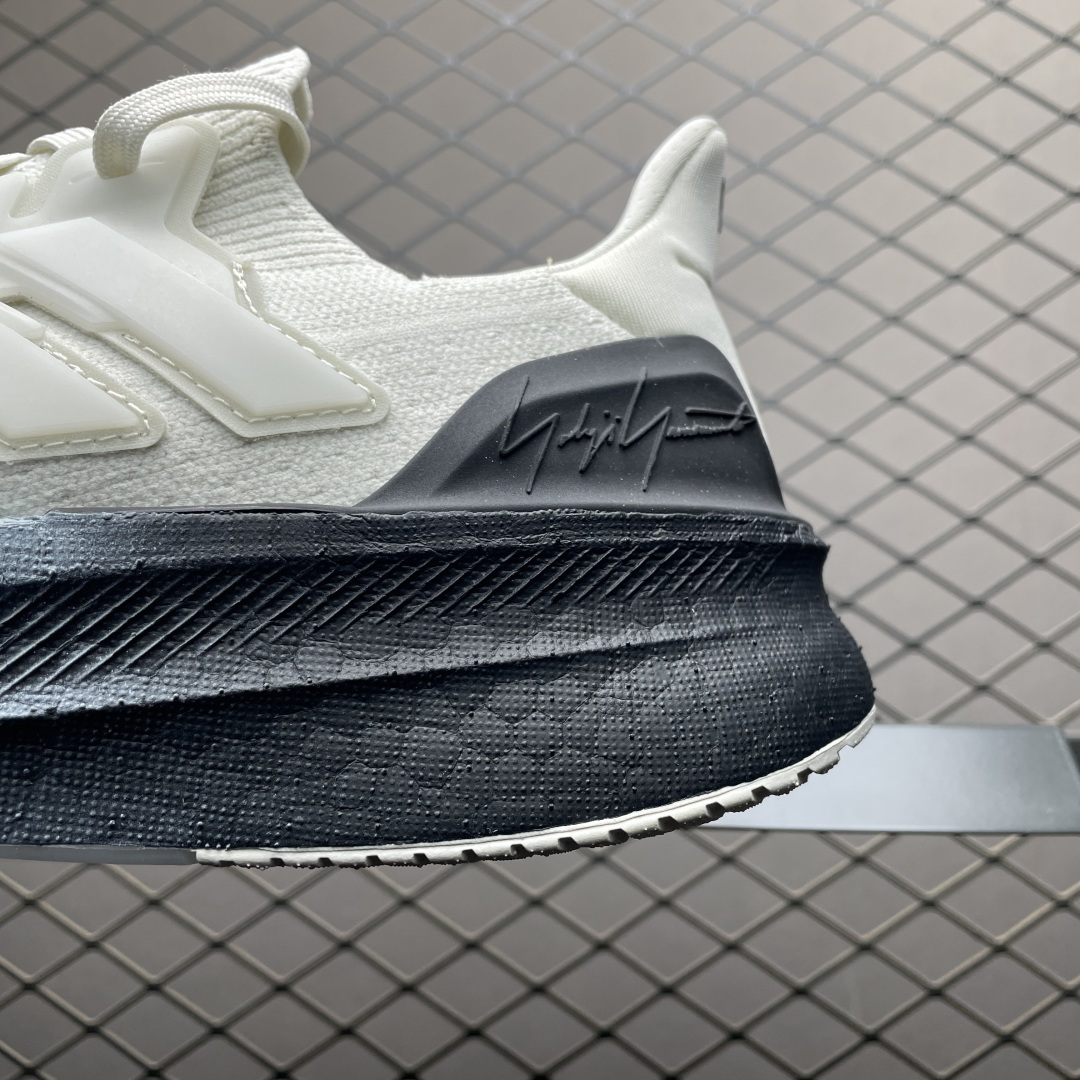 Y-3 x AD 阿迪 Ultra Boost 5 山本耀司联名款超弹力爆米花中底休闲跑步鞋 JR664