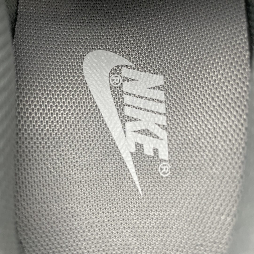 NK Dunk Low 客制款 低帮休闲板鞋 DD1873-113 尺码：40 40.5 41 42 4