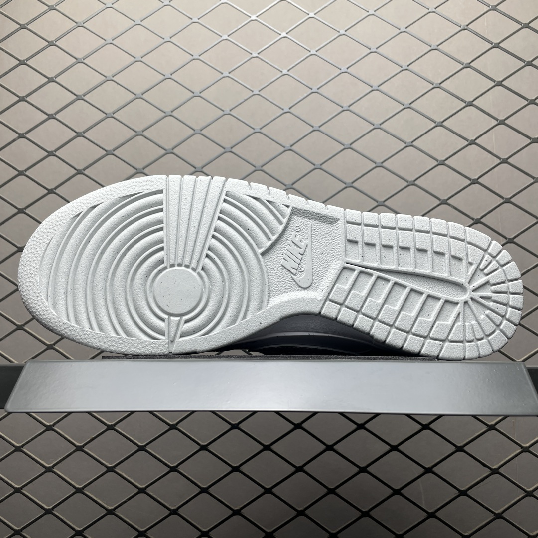 NK Dunk Low 客制款 低帮休闲板鞋 DD1873-113 尺码：40 40.5 41 42 4