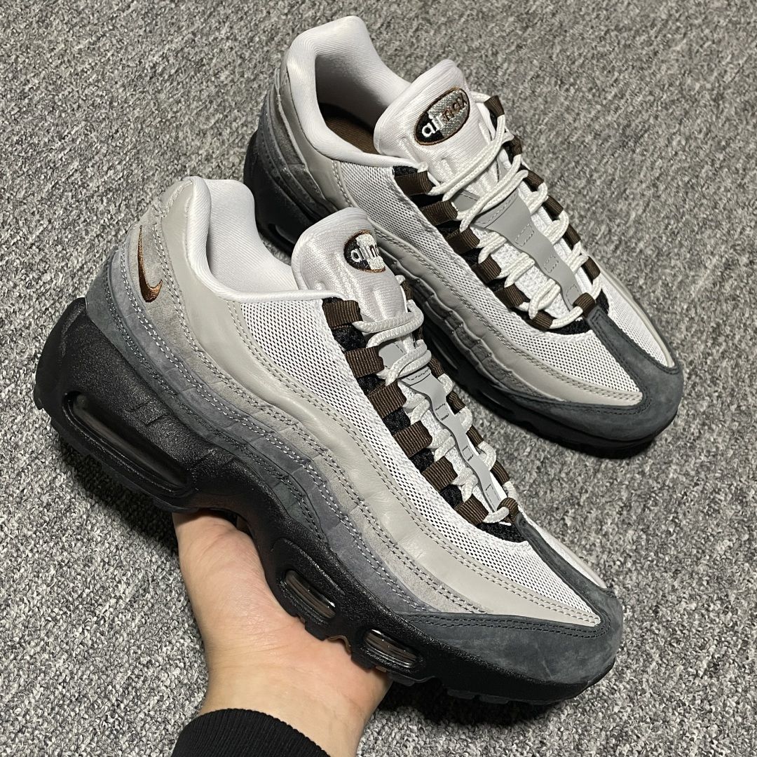 图片[6]-纯原版 SB x NK Air Max 95 联名款低帮休闲跑步鞋 HF7545-002 市售最高品质 KZ2.0同源 高端外贸充Z 高端零售专供 尺码：40 40.5 41 42 42.5 43 44 44.5 45 45.5 46 47.5 48.5-选品中心