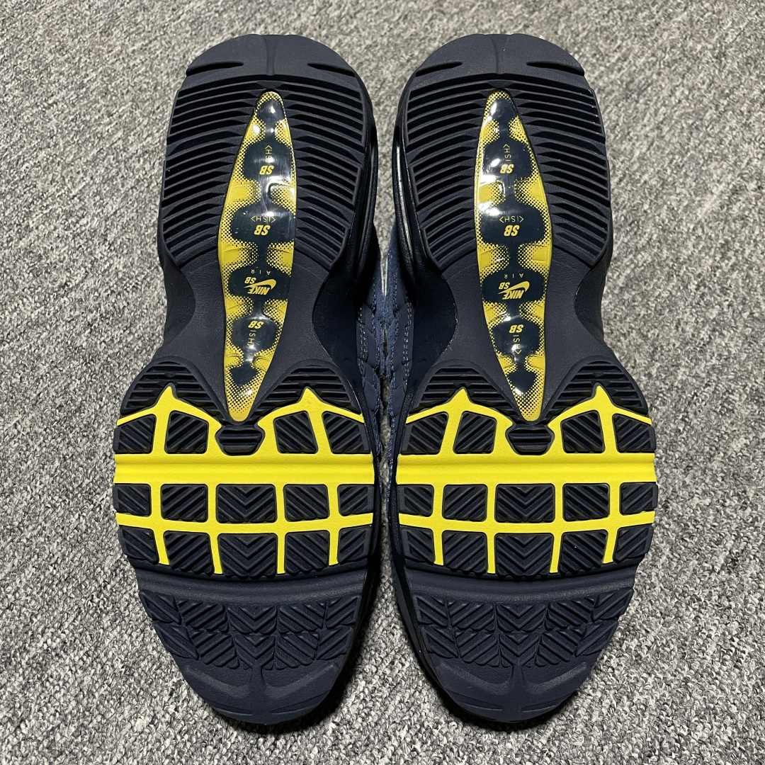 图片[3]-纯原版 Eric Koston x SB x NK Air Max 95 \”Obsidian and Speed Yellow\” 联名款低帮休闲跑步鞋 HQ8492-400 市售最高品质 KZ2.0同源 高端外贸充Z 高端零售专供 尺码：40 40.5 41 42 42.5 43 44 44.5 45 45.5 46 47.5 48.5-选品中心