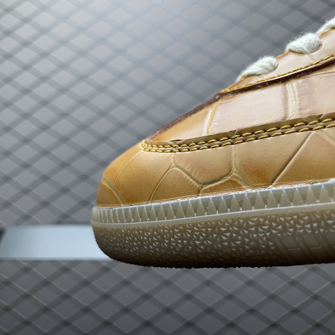 Wales Bonner x AD 阿迪 Samba 桑巴联名款 低帮休闲板鞋 JH9826 尺码：36